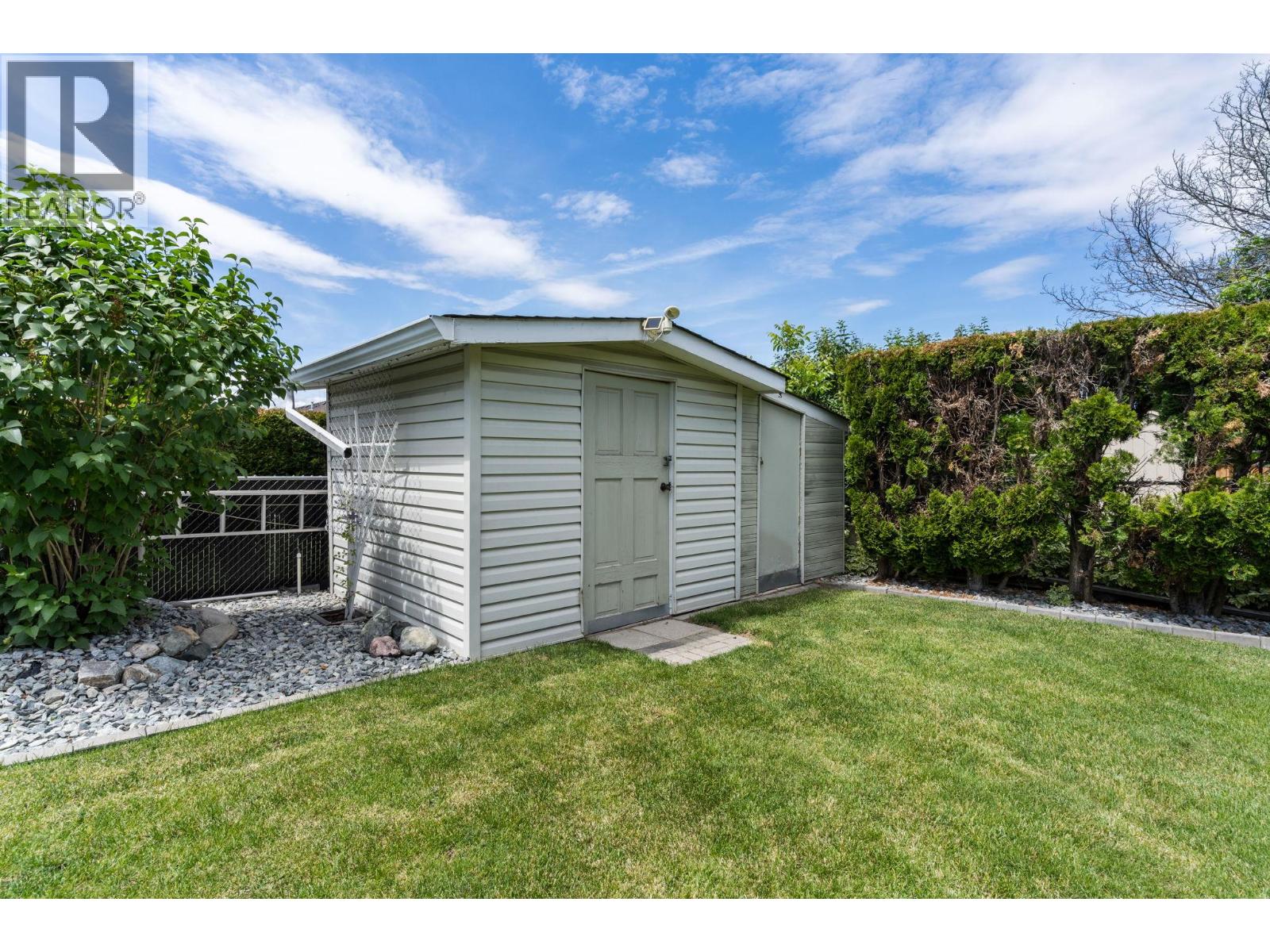 210 Felix Road, Kelowna, British Columbia  V1X 7C9 - Photo 8 - 10389750