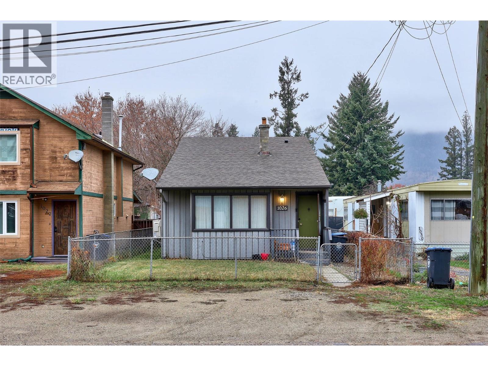 1026 Hillside Avenue, Chase, British Columbia  V0E 1M0 - Photo 1 - 10390258