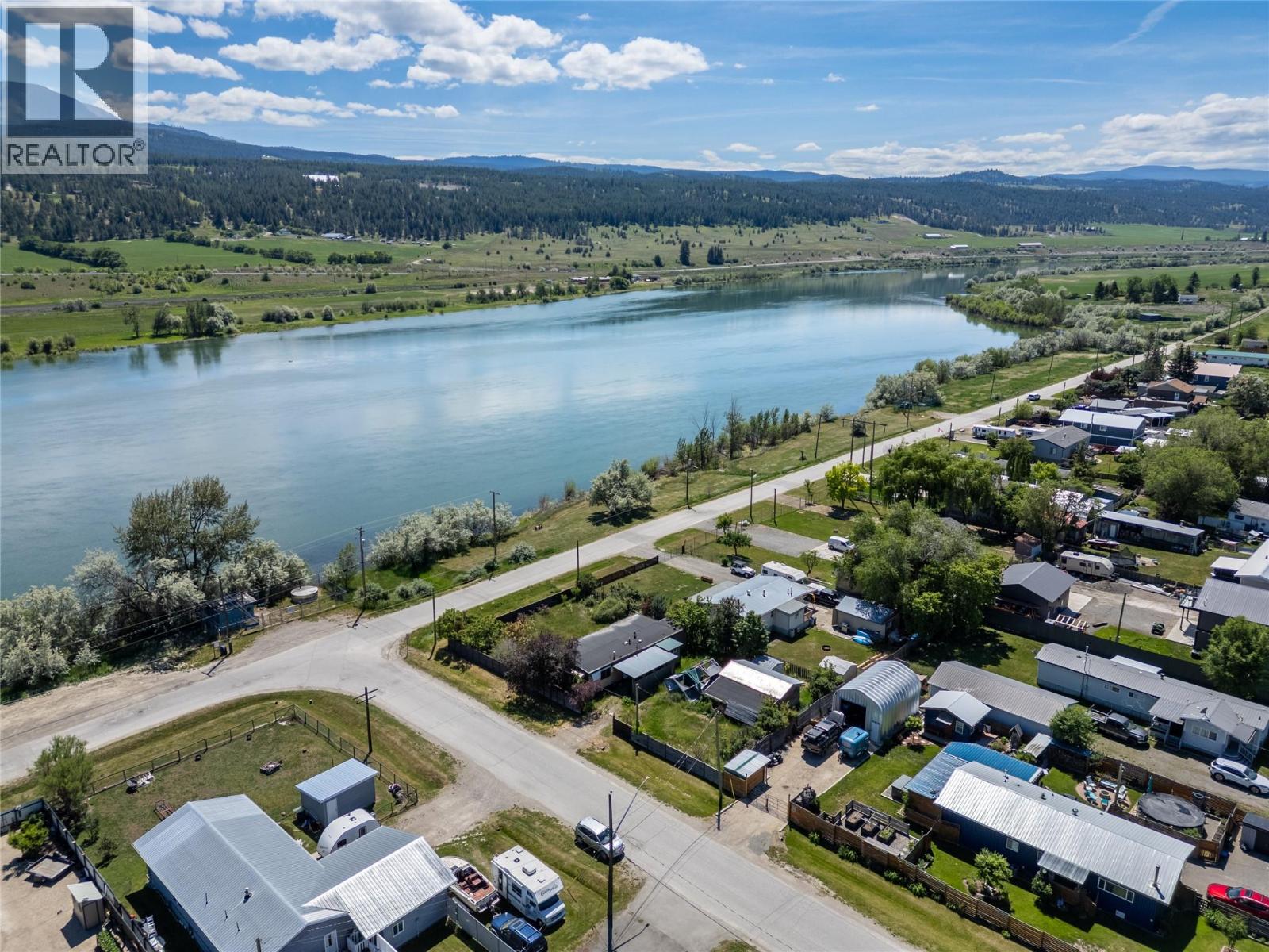 1309 Foort Road, Pritchard, British Columbia  V0E 2P0 - Photo 2 - 10390233