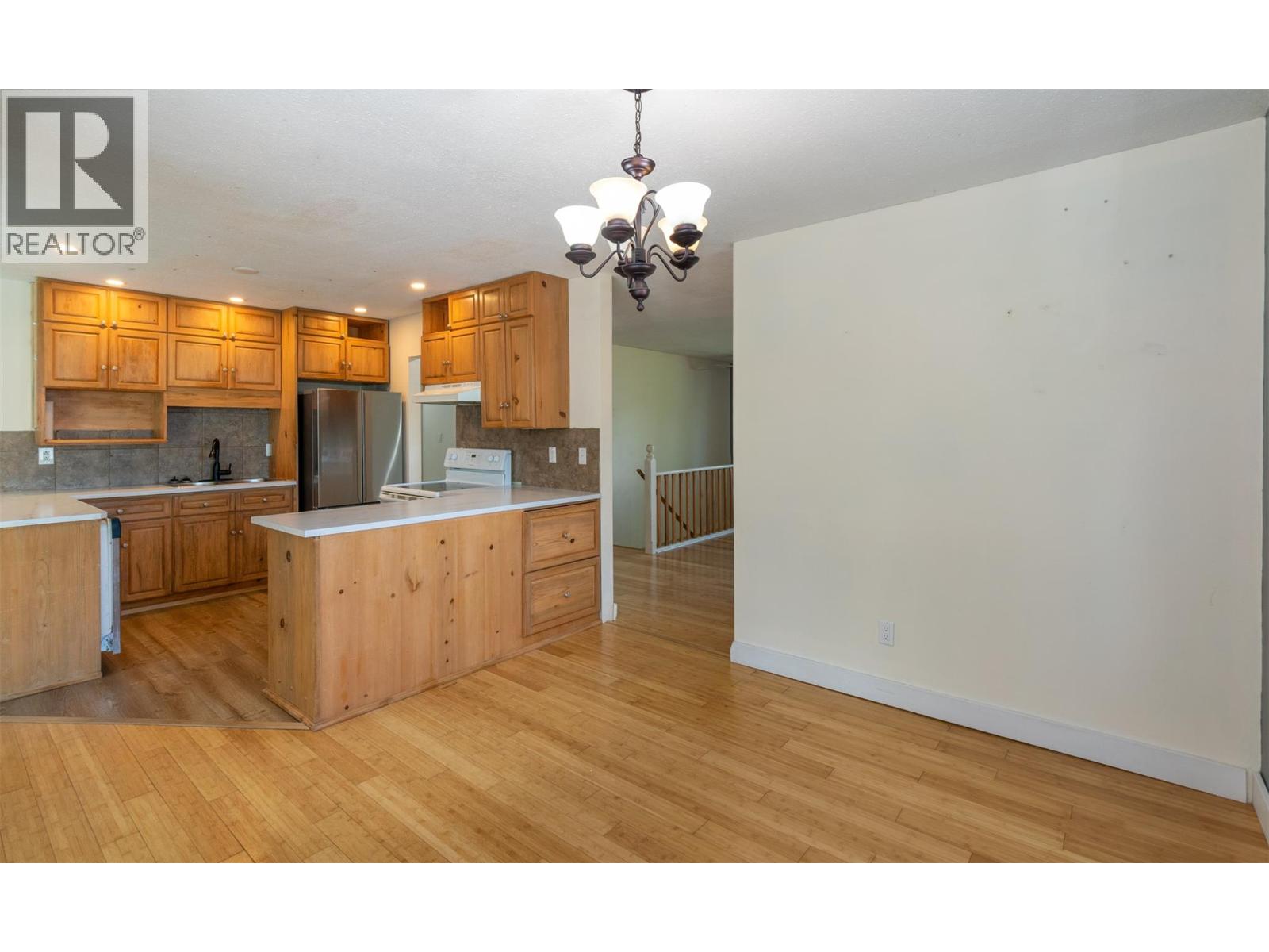 1791 27 Avenue Ne, Salmon Arm, British Columbia  V1E 3X5 - Photo 12 - 10389029