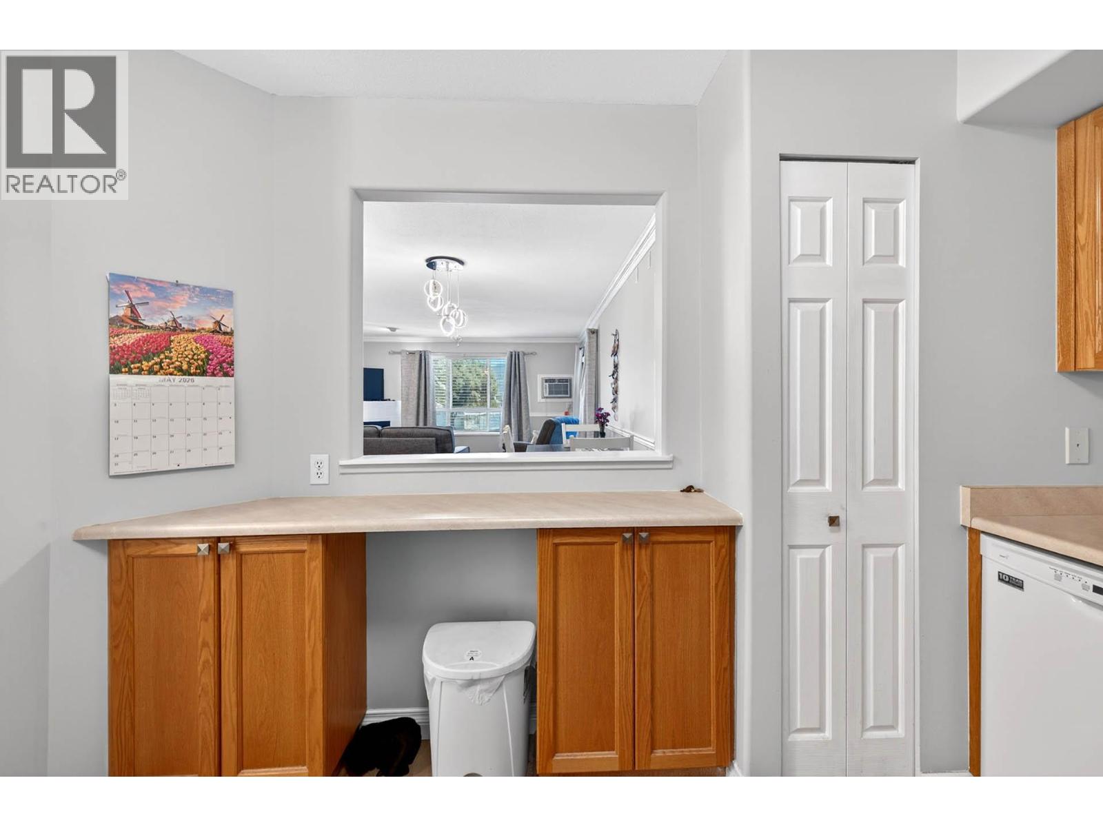 860 Nicolani Drive Unit# 201, Kamloops, British Columbia  V2B 5B3 - Photo 3 - 10389989