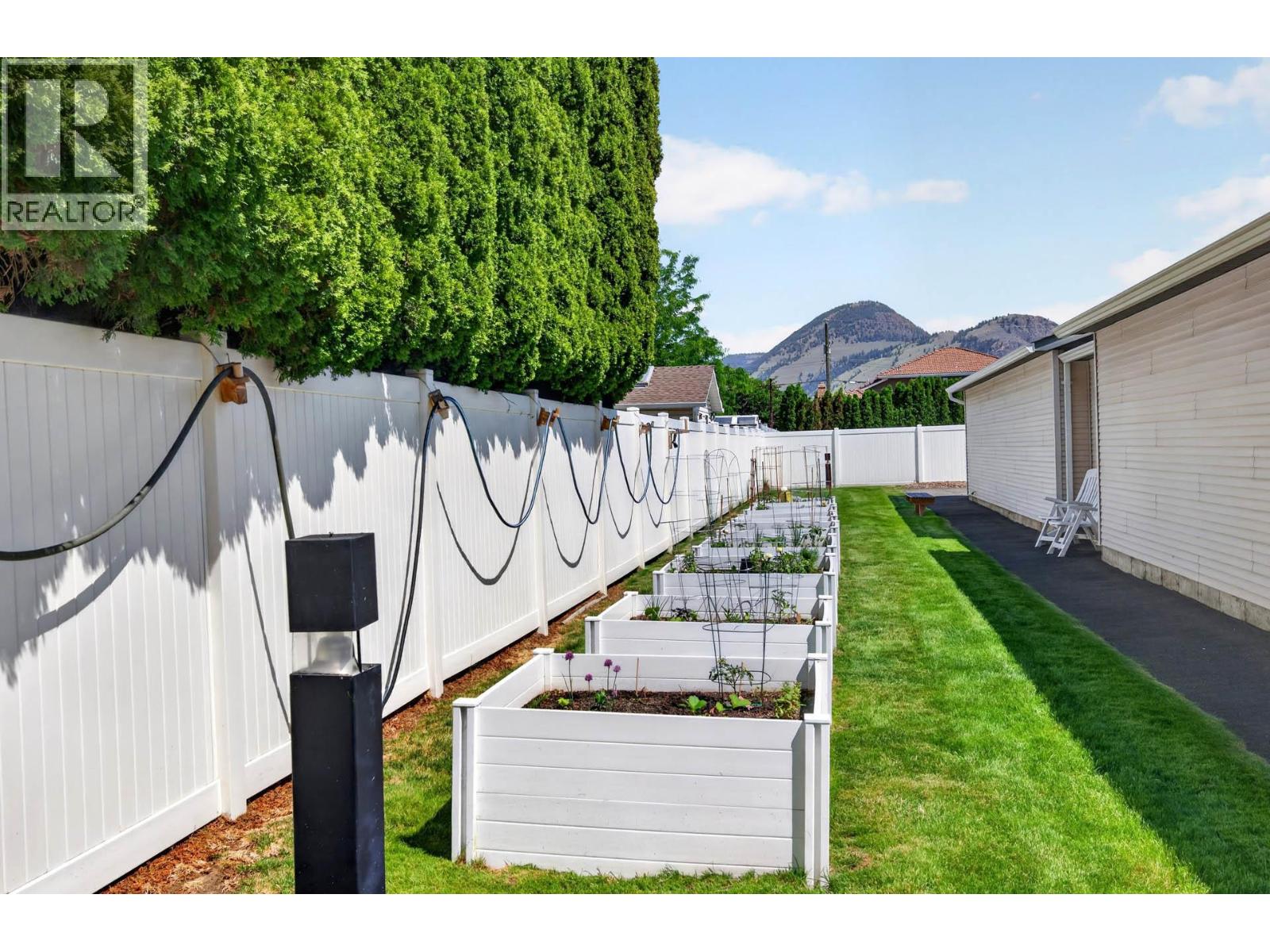860 Nicolani Drive Unit# 201, Kamloops, British Columbia  V2B 5B3 - Photo 31 - 10389989