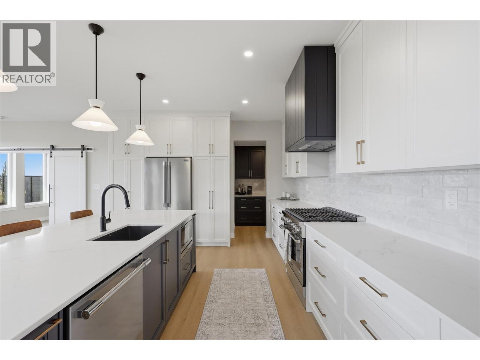 2086 Linfield Drive, Kamloops, British Columbia  V1S 0G3 - Photo 18 - 10389947