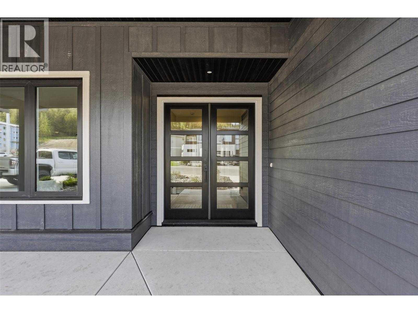 2086 Linfield Drive, Kamloops, British Columbia  V1S 0G3 - Photo 5 - 10389947