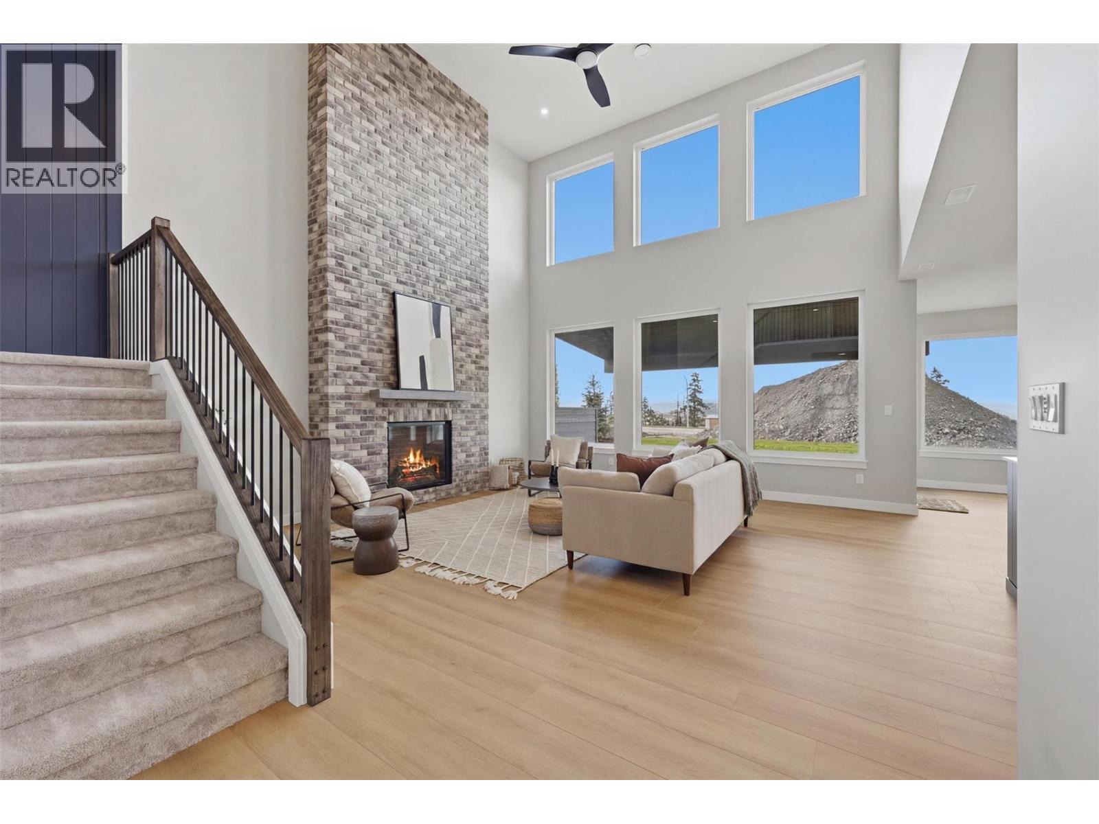 2086 Linfield Drive, Kamloops, British Columbia  V1S 0G3 - Photo 8 - 10389947