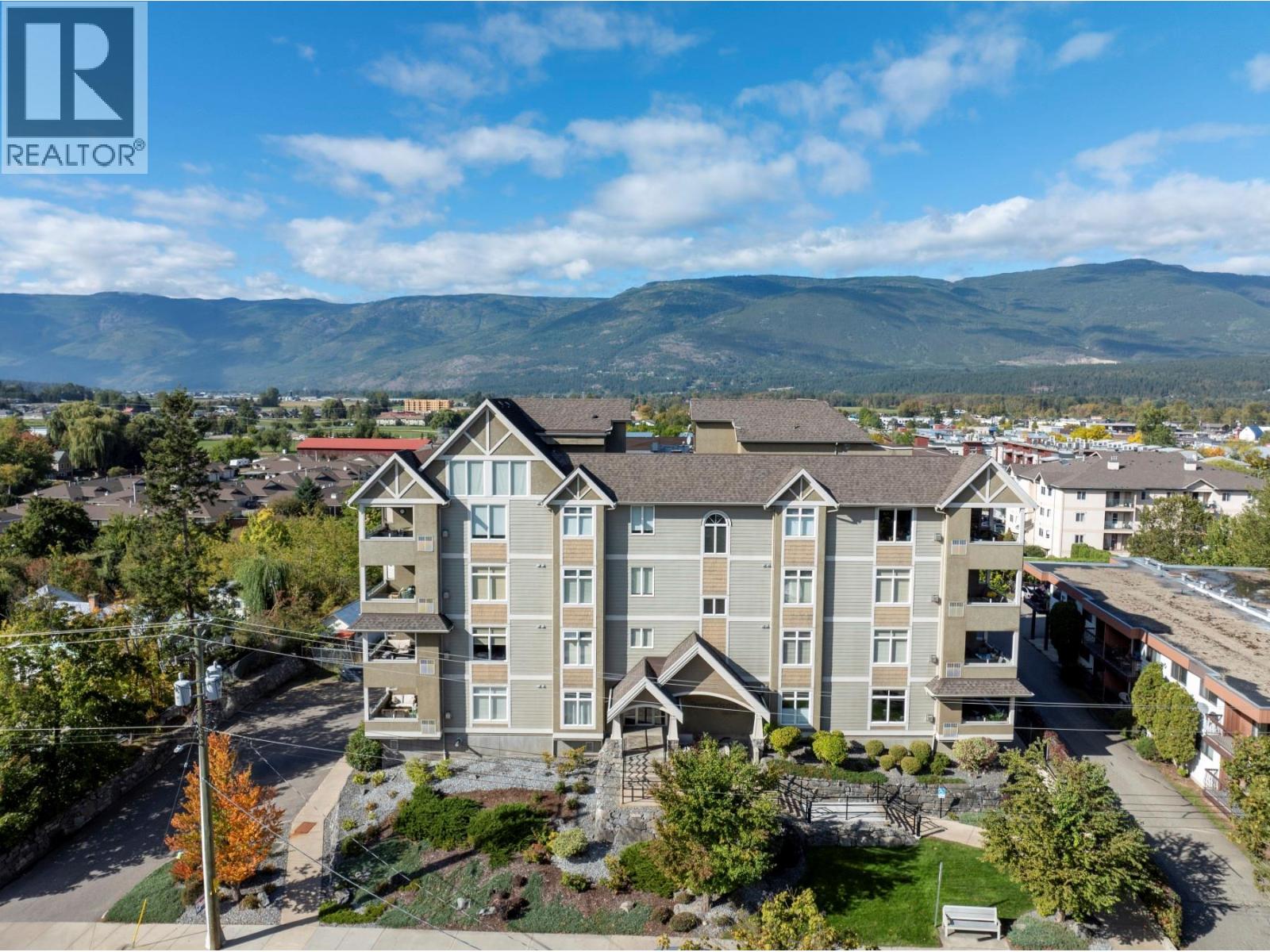 611 Shuswap Street Sw Unit# 103, Salmon Arm, British Columbia  V1E 0A2 - Photo 1 - 10389725