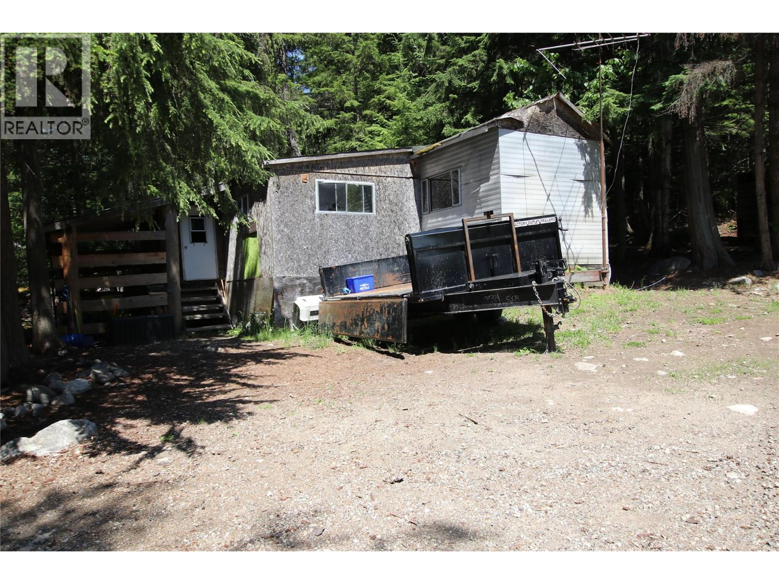 7735 Stewart Road, Fauquier, British Columbia  V0G 1K0 - Photo 41 - 10389520