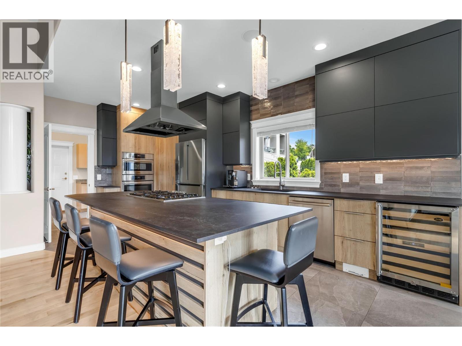 628 Spruceview Place S, Kelowna, British Columbia  V1V 2P7 - Photo 16 - 10386286
