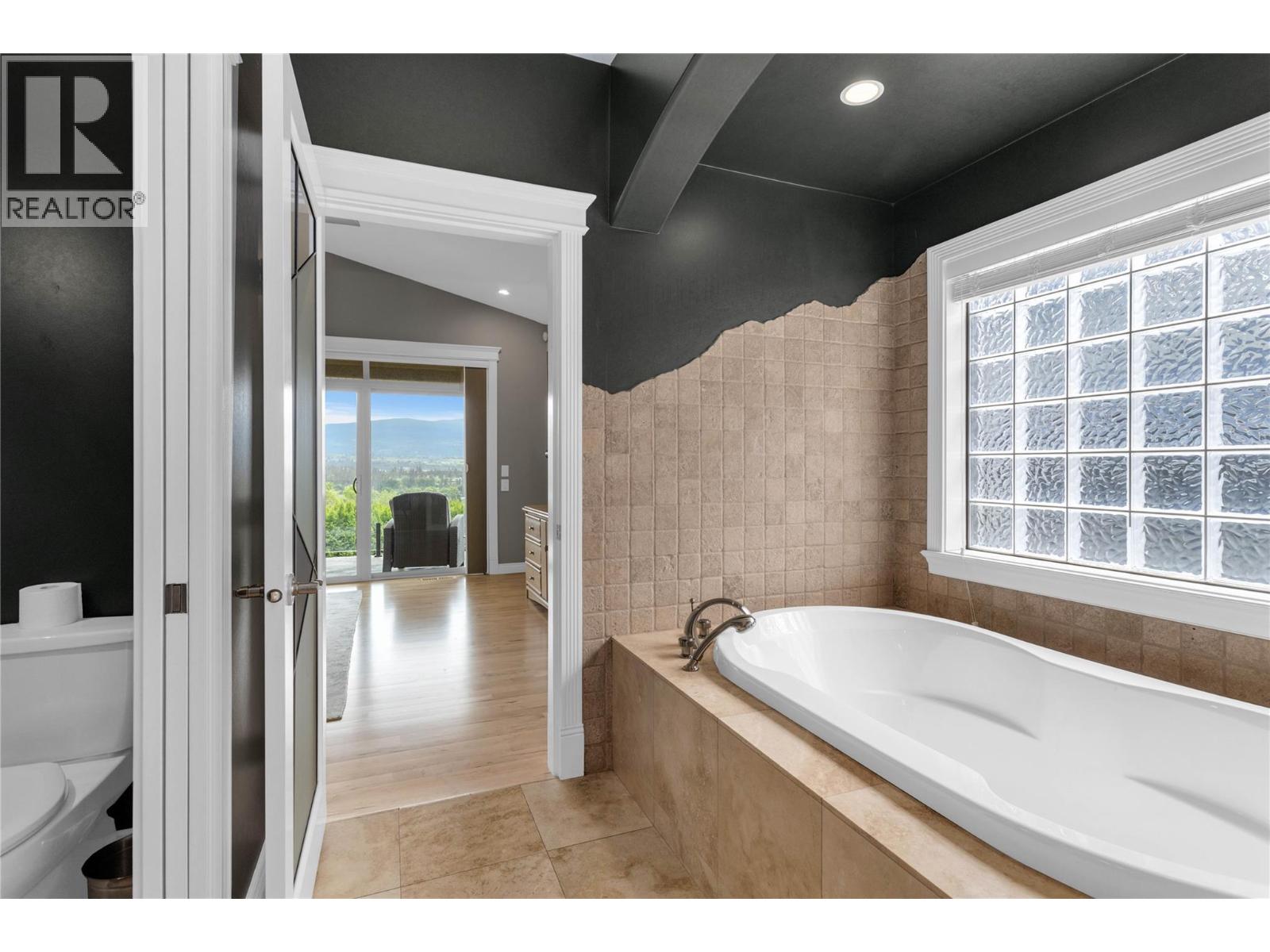 628 Spruceview Place S, Kelowna, British Columbia  V1V 2P7 - Photo 31 - 10386286