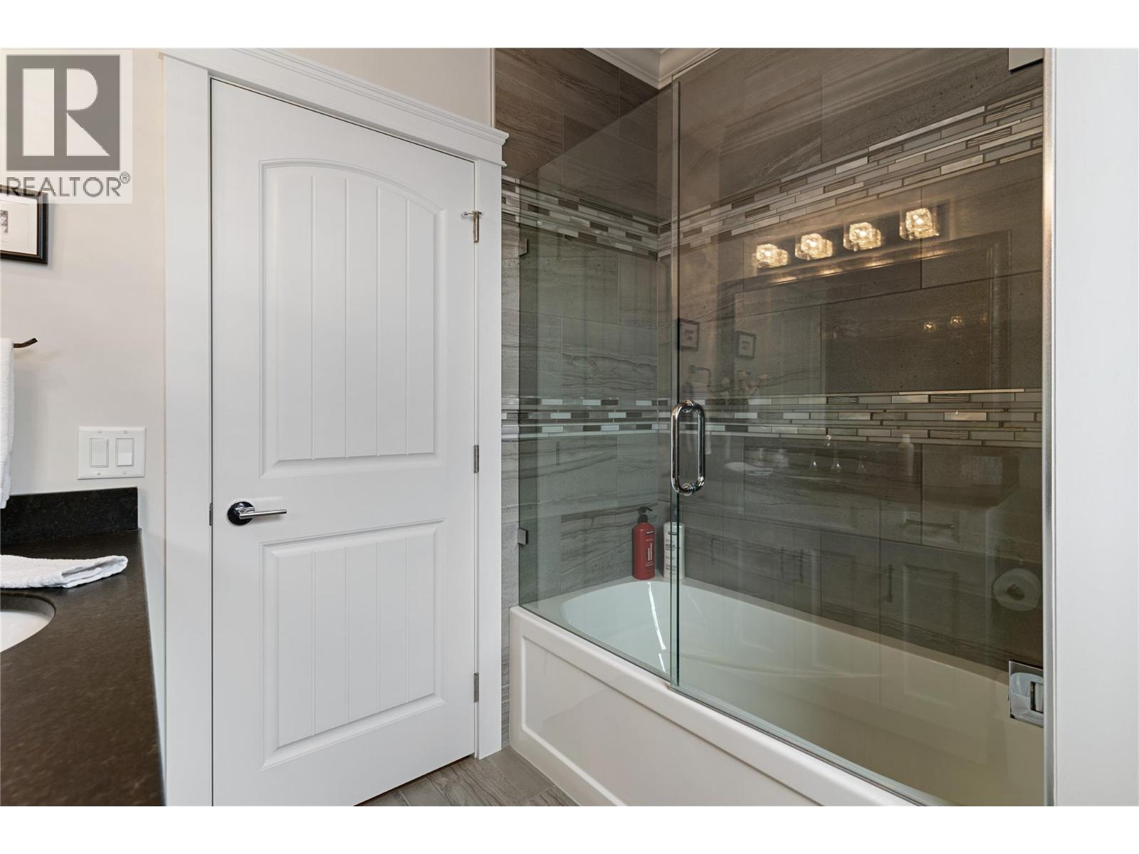 292 Upper Canyon Drive N, Kelowna, British Columbia  V1V 3C7 - Photo 23 - 10390284