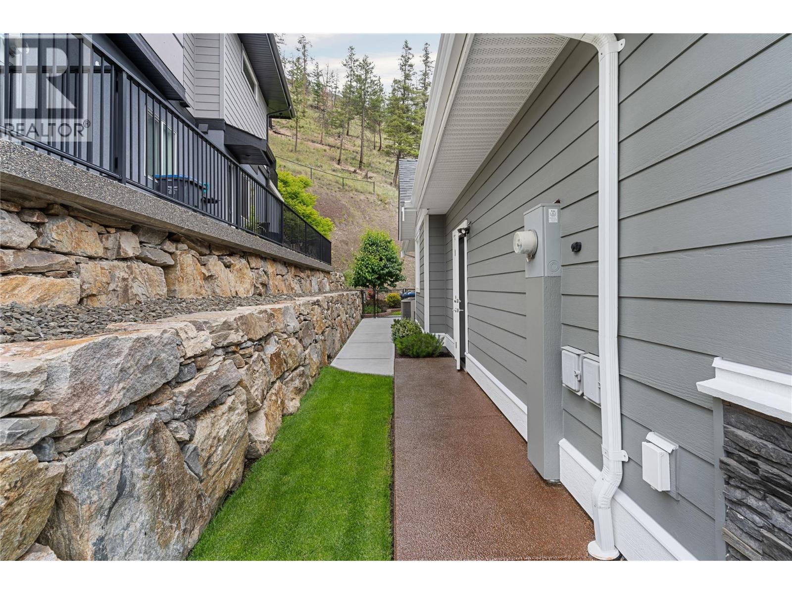 292 Upper Canyon Drive N, Kelowna, British Columbia  V1V 3C7 - Photo 37 - 10390284