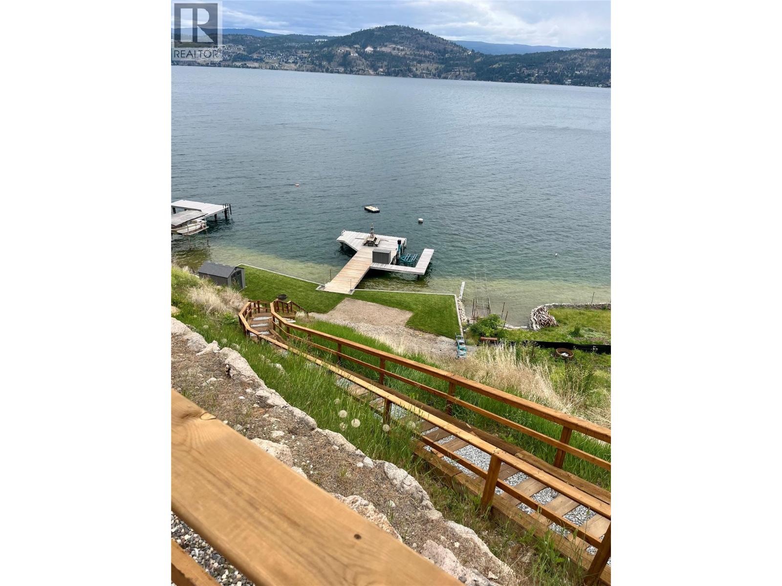 1649 Westside Road N, Kelowna, British Columbia  V1Z 3T4 - Photo 1 - 10389433