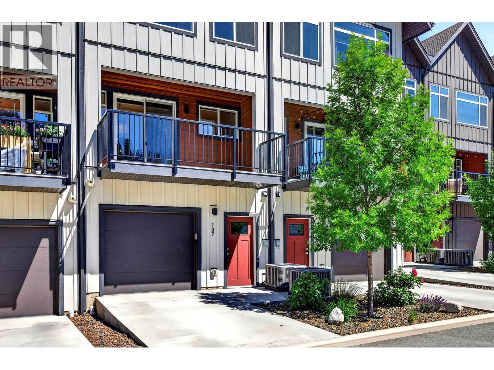 1901 Qu'appelle Boulevard Unit# 137, Kamloops, British Columbia  V2E 0C9 - Photo 3 - 10389857