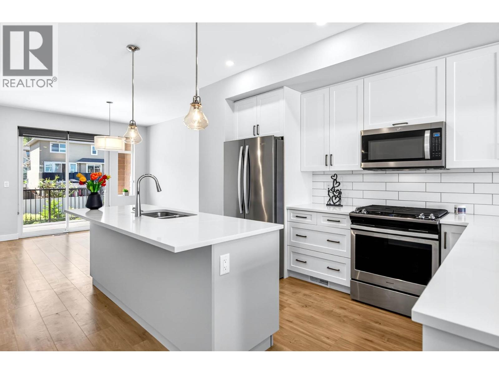 1901 Qu'appelle Boulevard Unit# 137, Kamloops, British Columbia  V2E 0C9 - Photo 5 - 10389857