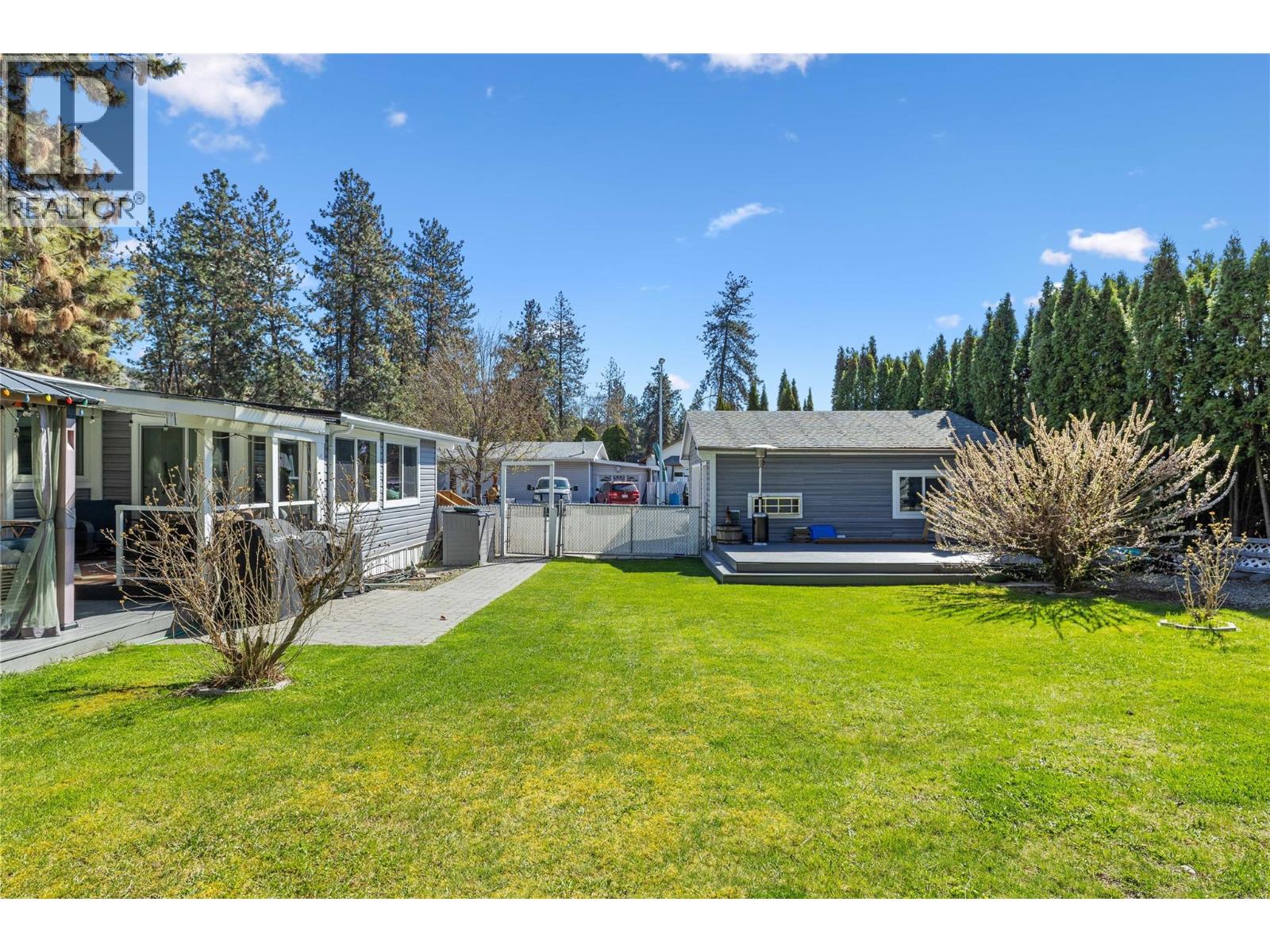 1999 97 Highway S Unit# 266, West Kelowna, British Columbia  V1Z 1B2 - Photo 39 - 10390293