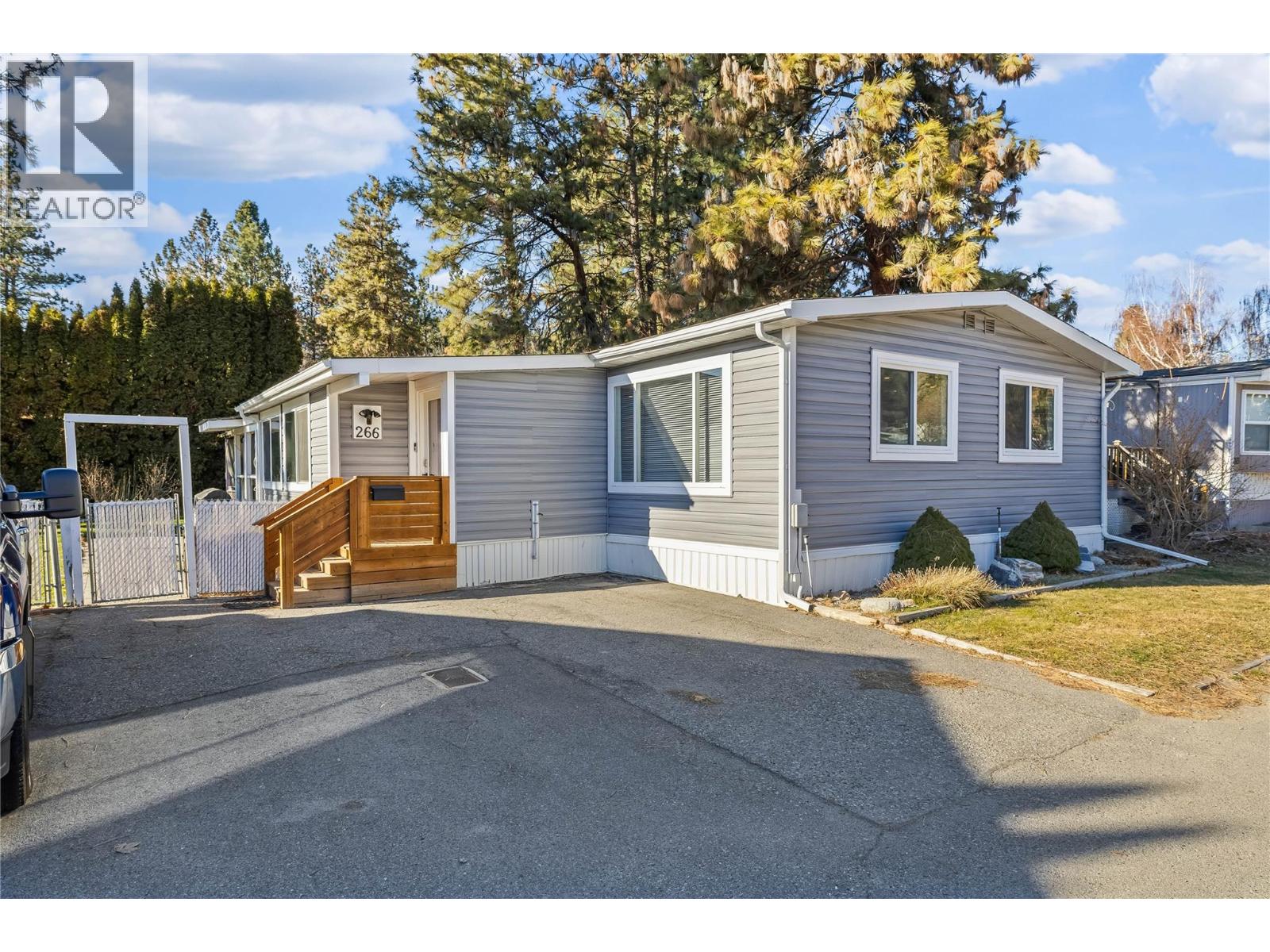1999 97 Highway S Unit# 266, West Kelowna, British Columbia  V1Z 1B2 - Photo 5 - 10390293