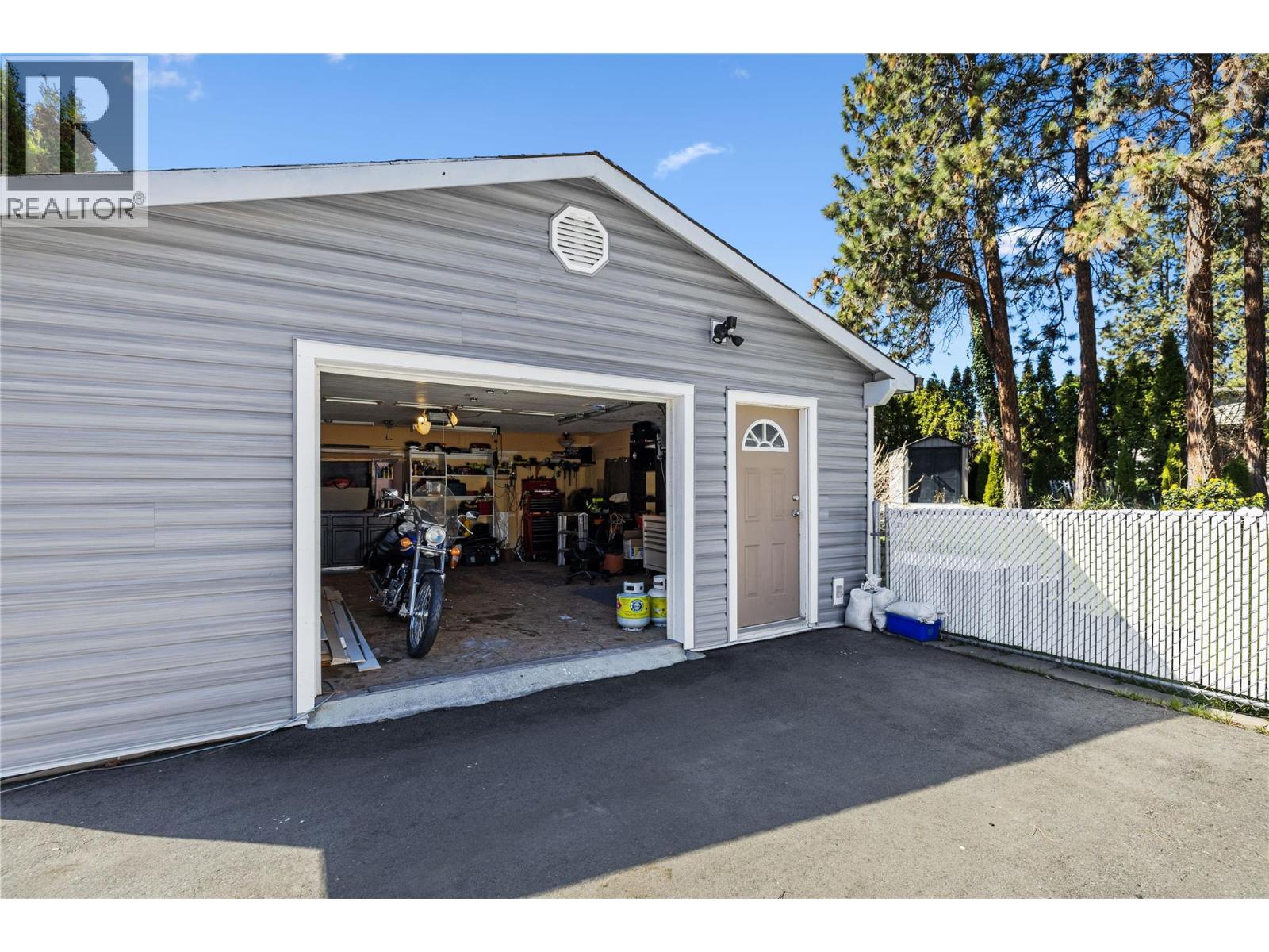 1999 97 Highway S Unit# 266, West Kelowna, British Columbia  V1Z 1B2 - Photo 6 - 10390293
