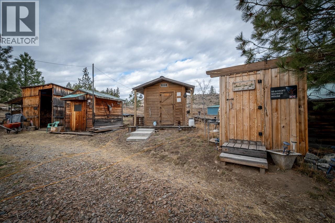 5173 Trans Canada Highway, Kamloops, British Columbia  V1S 2A5 - Photo 15 - 10390279
