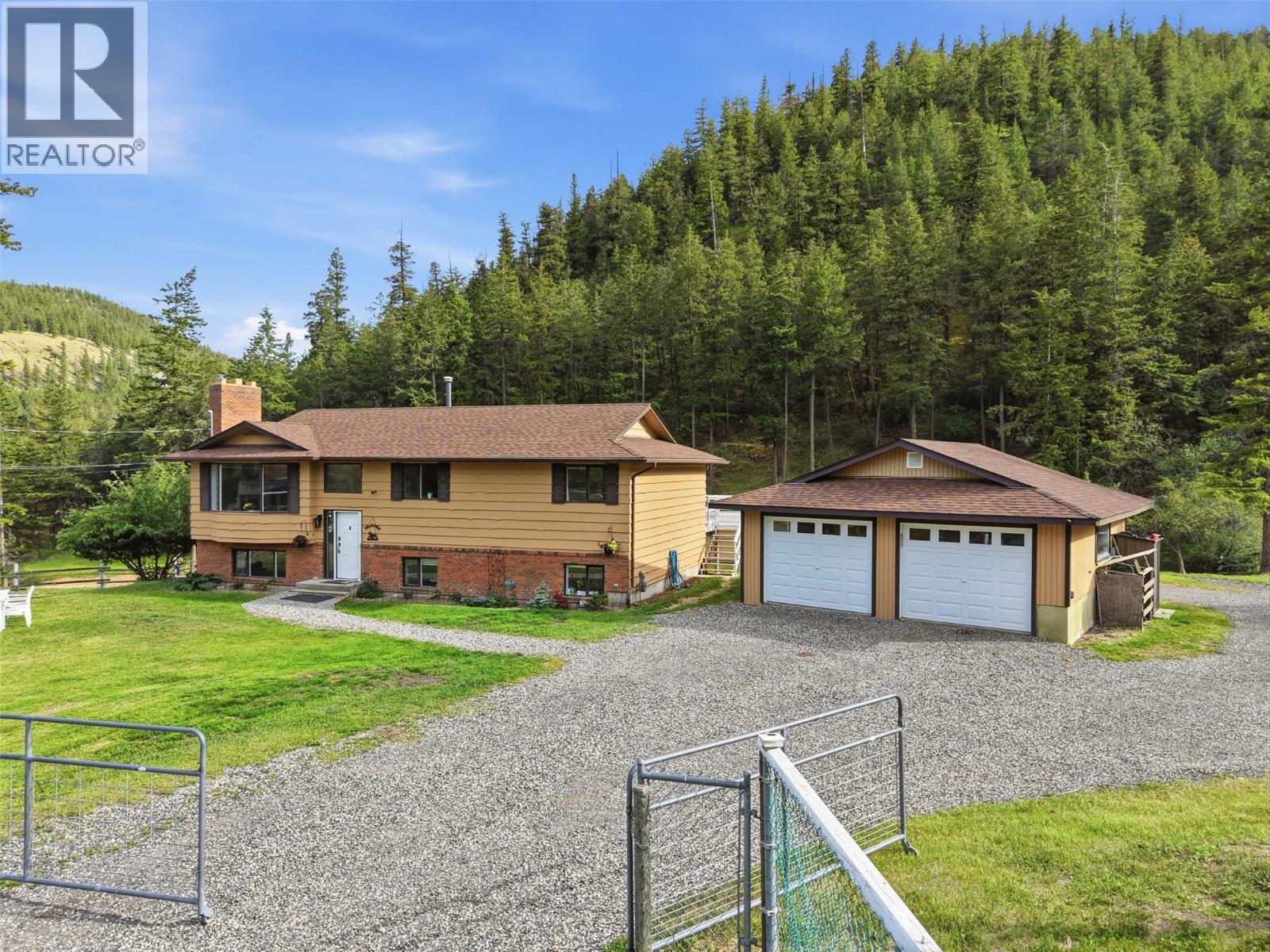 2015 Pratt Road, Kamloops, British Columbia  V2C 5Z7 - Photo 1 - 10390256