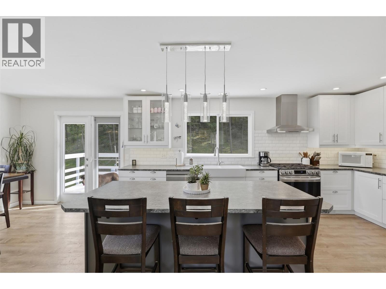 2015 Pratt Road, Kamloops, British Columbia  V2C 5Z7 - Photo 9 - 10390256