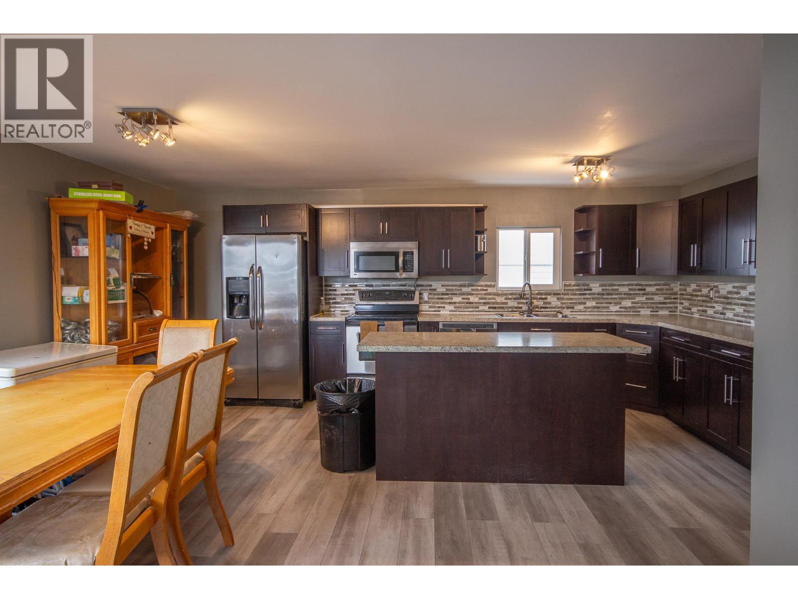 1604 108 Avenue, Dawson Creek, British Columbia  V1G 2T6 - Photo 6 - 10390316