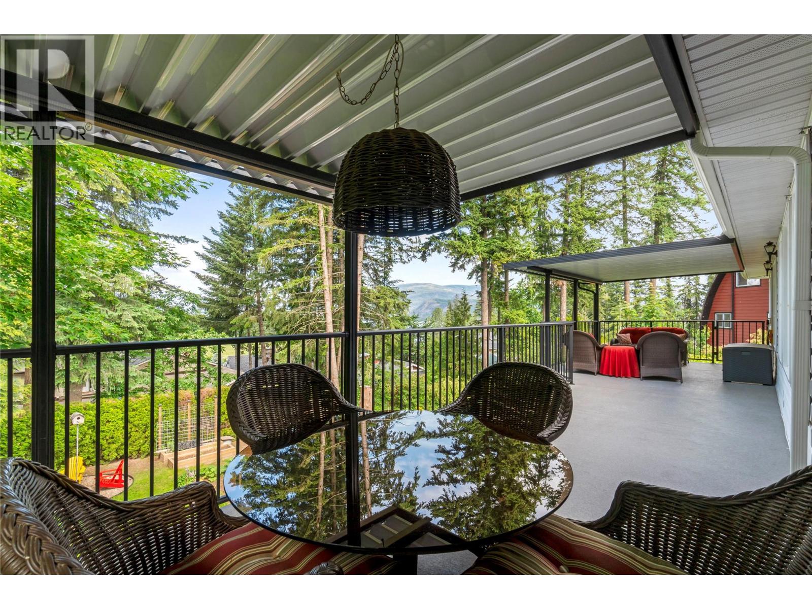 2215 Lakeview Drive, Blind Bay, British Columbia  V0E 2W2 - Photo 53 - 10390274