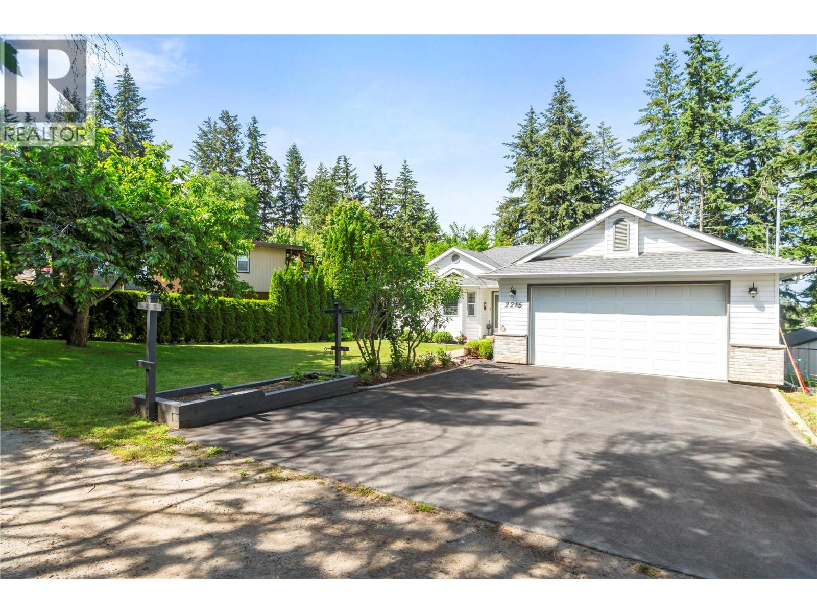 2215 Lakeview Drive, Blind Bay, British Columbia  V0E 2W2 - Photo 77 - 10390274