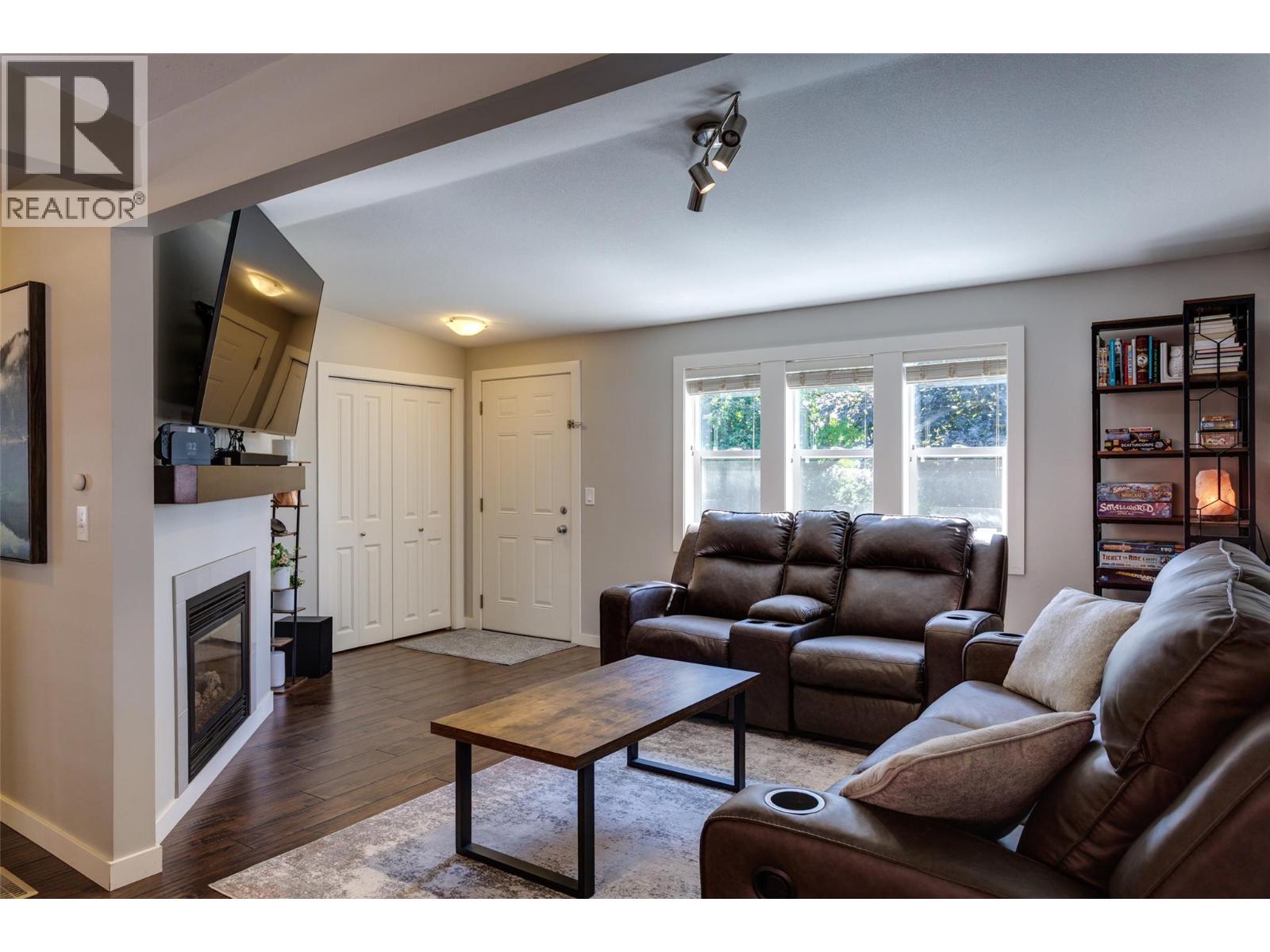 3381 Village Green Way Unit# 13, West Kelowna, British Columbia  V4T 1L2 - Photo 12 - 10390185