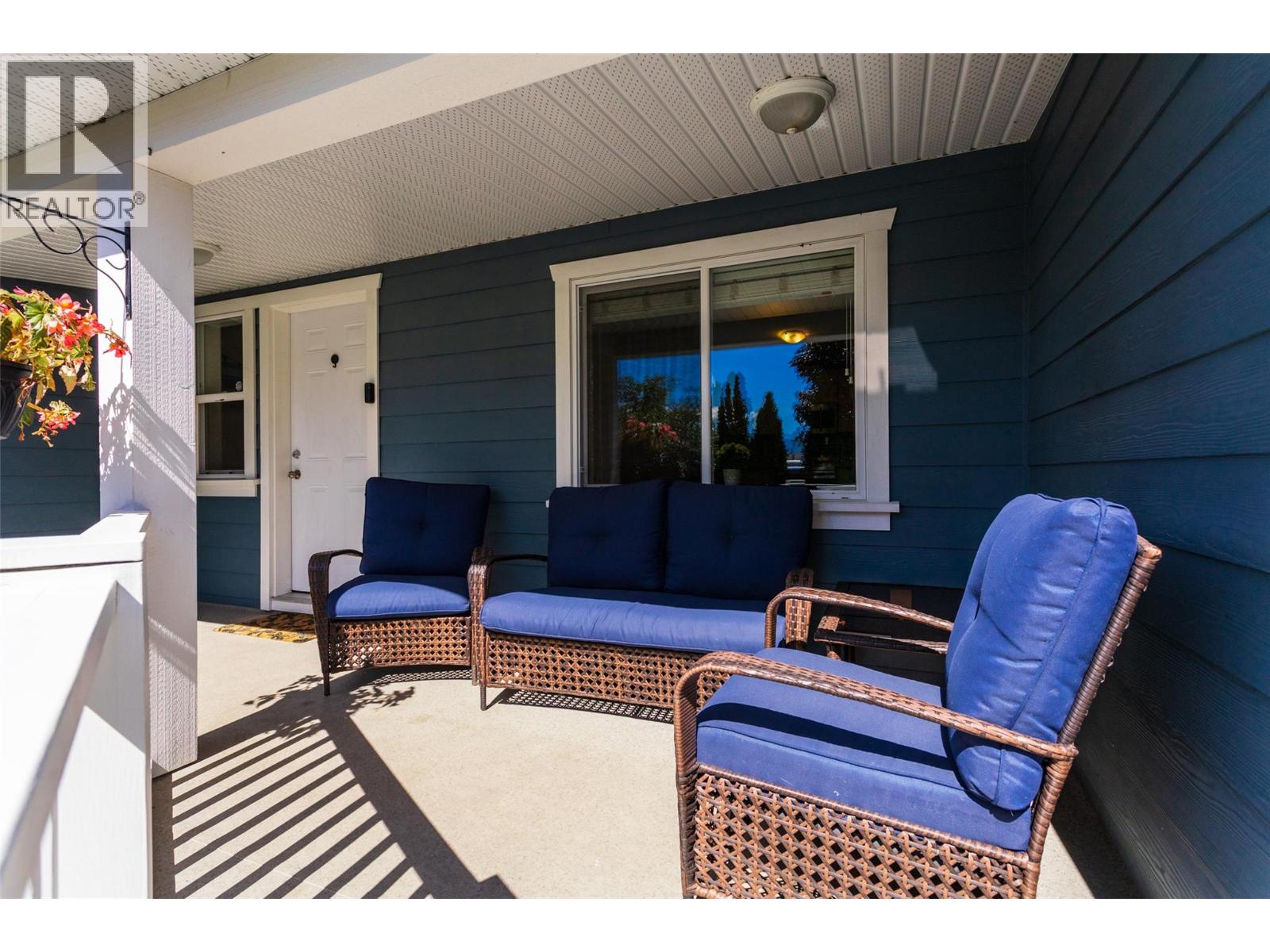 3381 Village Green Way Unit# 13, West Kelowna, British Columbia  V4T 1L2 - Photo 4 - 10390185