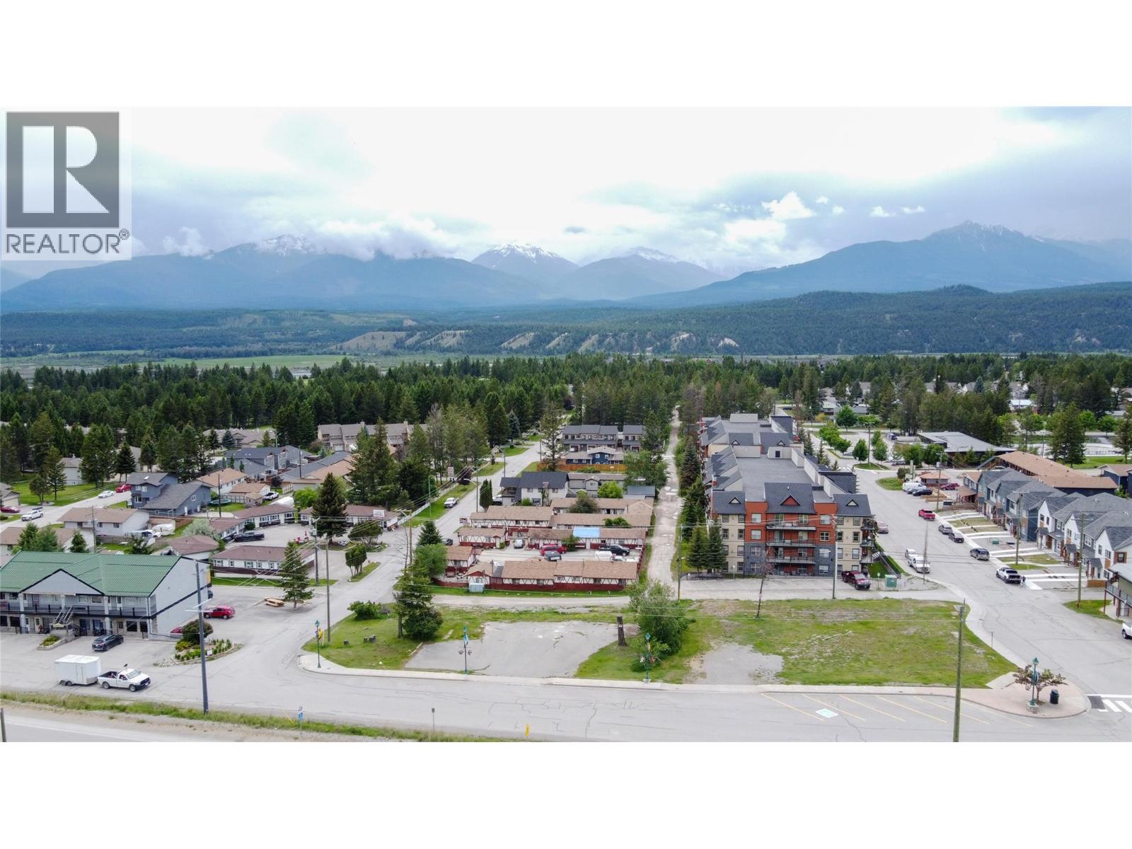 7567 & 7575 Main Street W, Radium Hot Springs, British Columbia  V0A 1M0 - Photo 26 - 10389213
