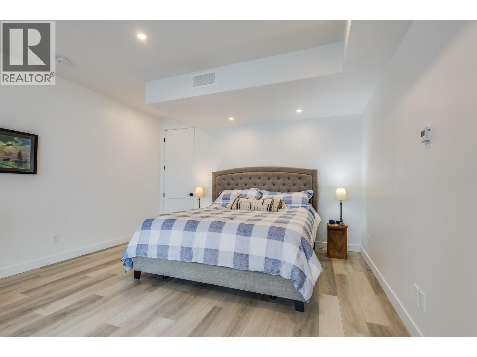 7235 Dunwaters Road, Kelowna, British Columbia  V1Z 3W4 - Photo 19 - 10389942