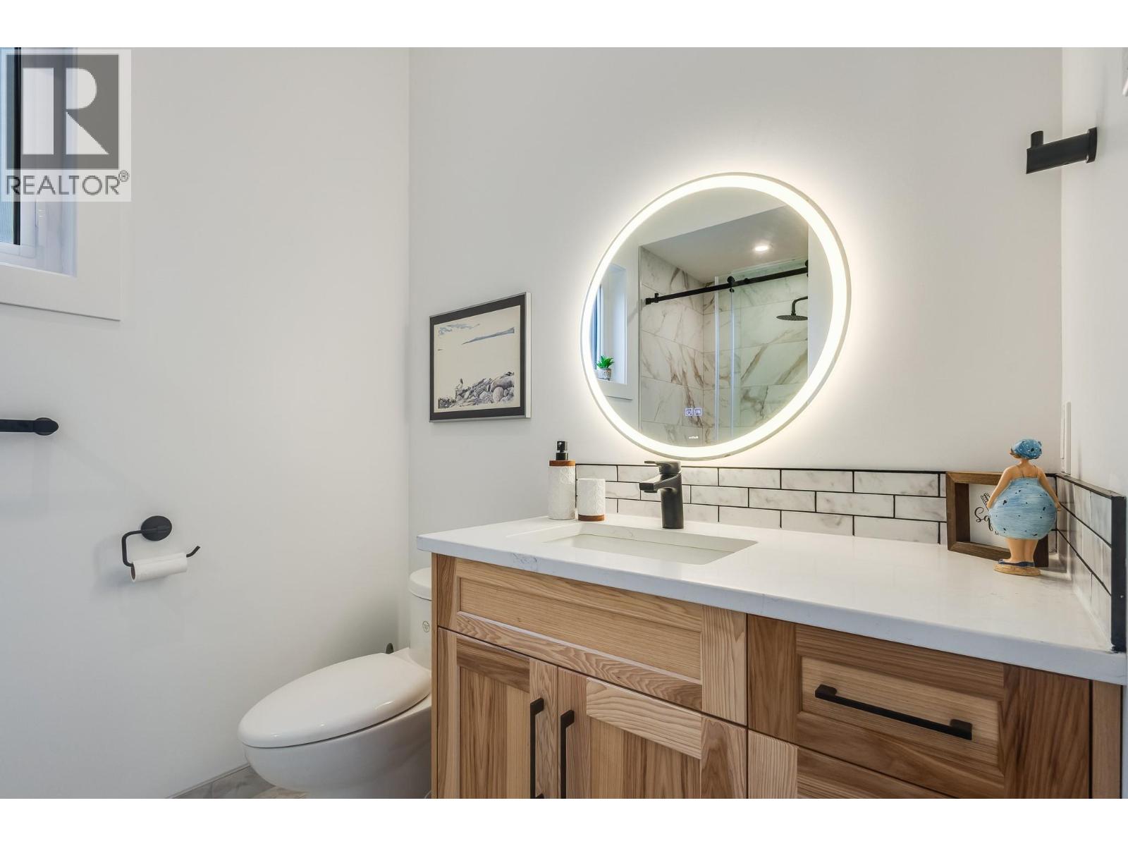 7235 Dunwaters Road, Kelowna, British Columbia  V1Z 3W4 - Photo 30 - 10389942