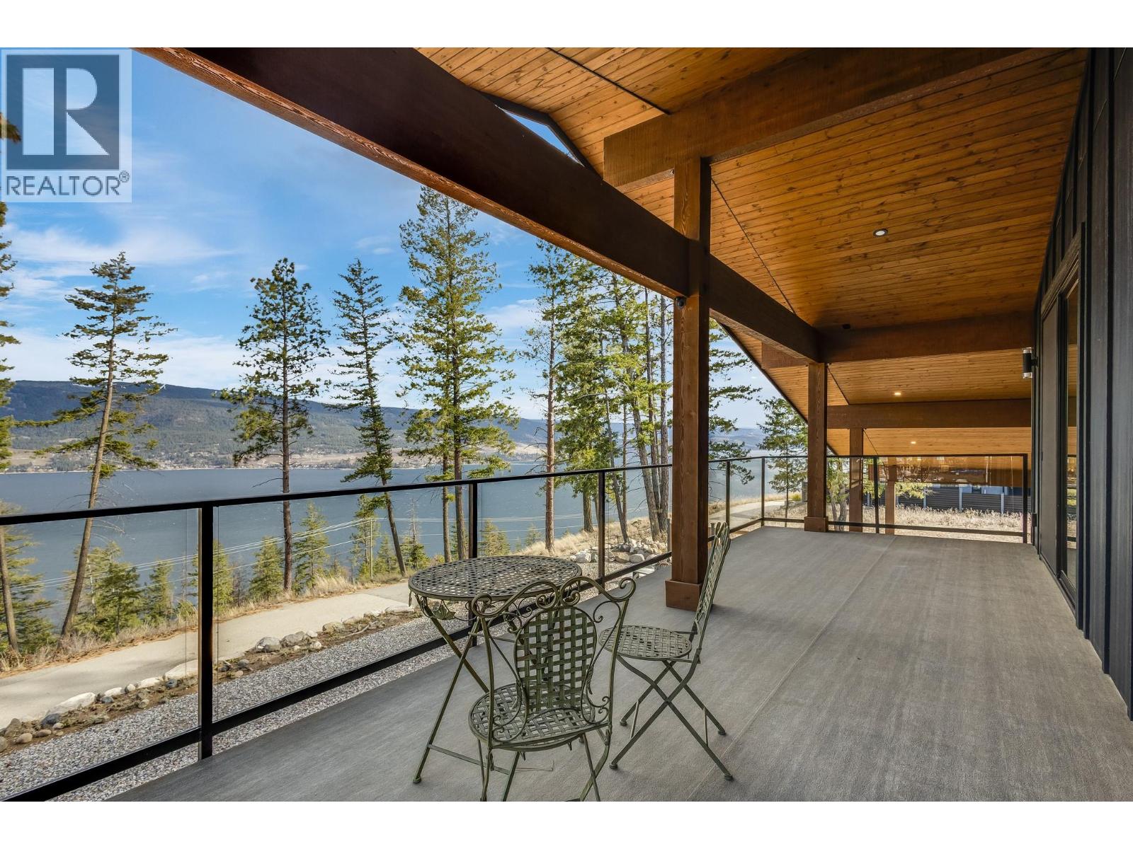 7235 Dunwaters Road, Kelowna, British Columbia  V1Z 3W4 - Photo 33 - 10389942