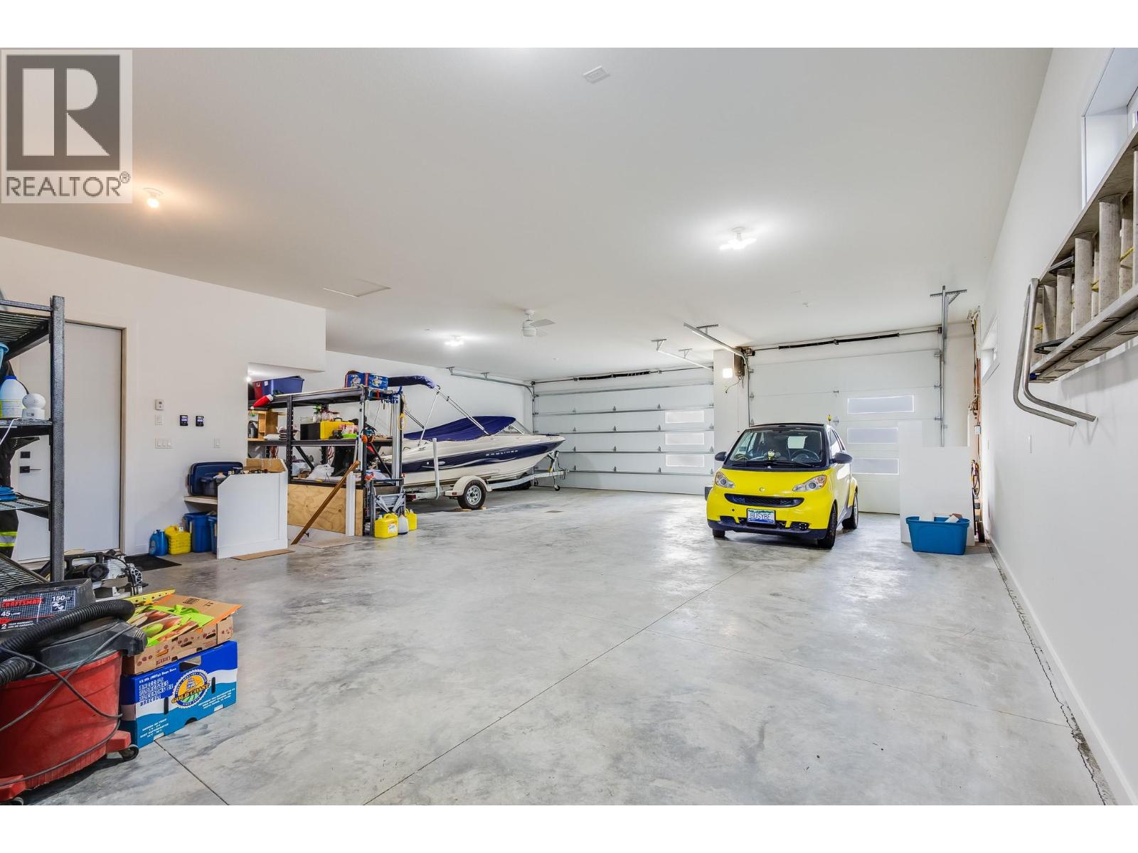 7235 Dunwaters Road, Kelowna, British Columbia  V1Z 3W4 - Photo 36 - 10389942