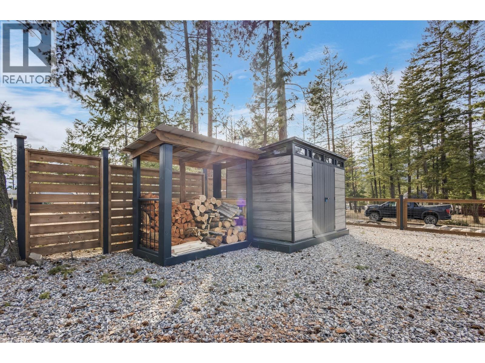 7235 Dunwaters Road, Kelowna, British Columbia  V1Z 3W4 - Photo 45 - 10389942