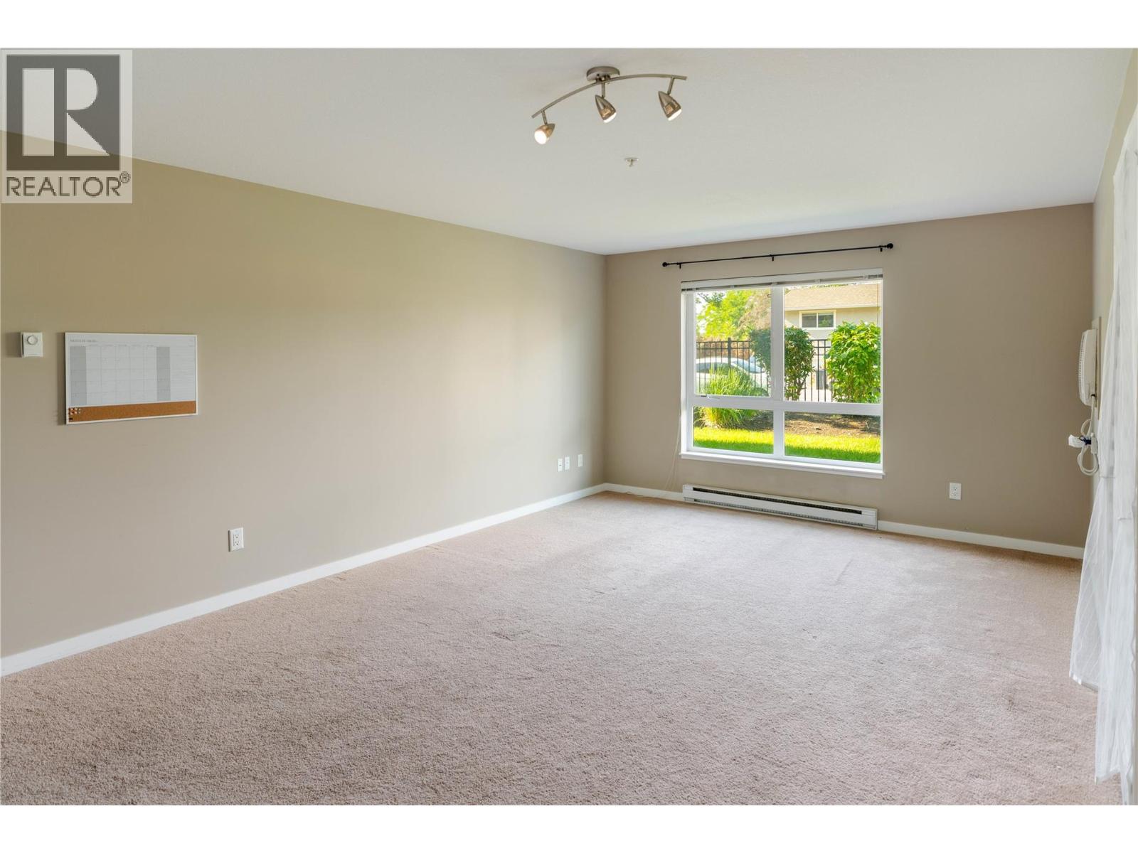 325 Mcintosh Road Unit# 1108, Kelowna, British Columbia  V1X 2C6 - Photo 5 - 10389932