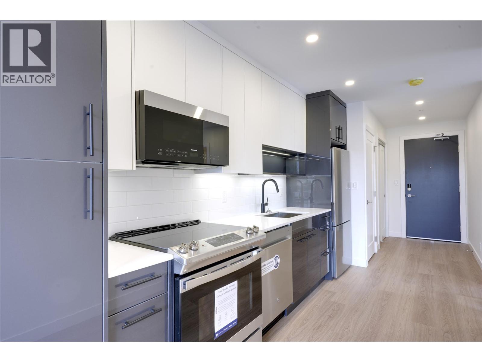 1380 Pridham Avenue Unit# 510, Kelowna, British Columbia  V1Y 6B5 - Photo 2 - 10390086