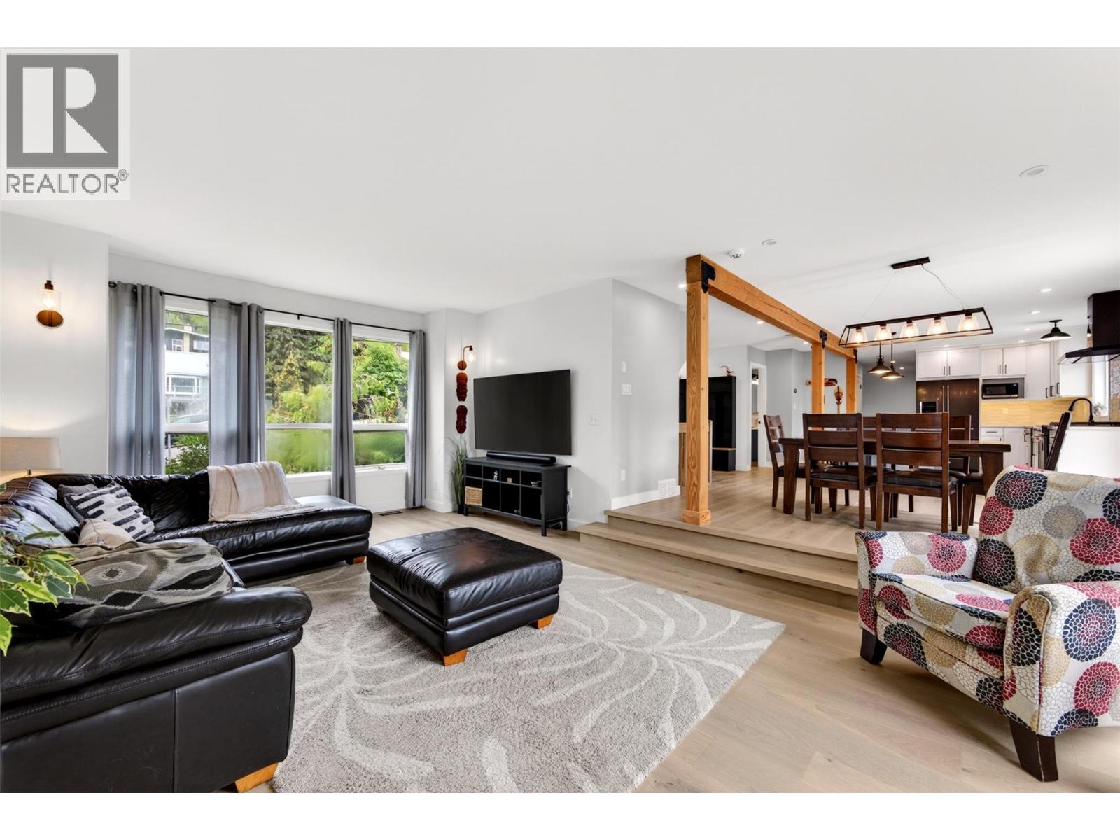 604 Innes Street W, Nelson, British Columbia  V1L 3J3 - Photo 14 - 10390315