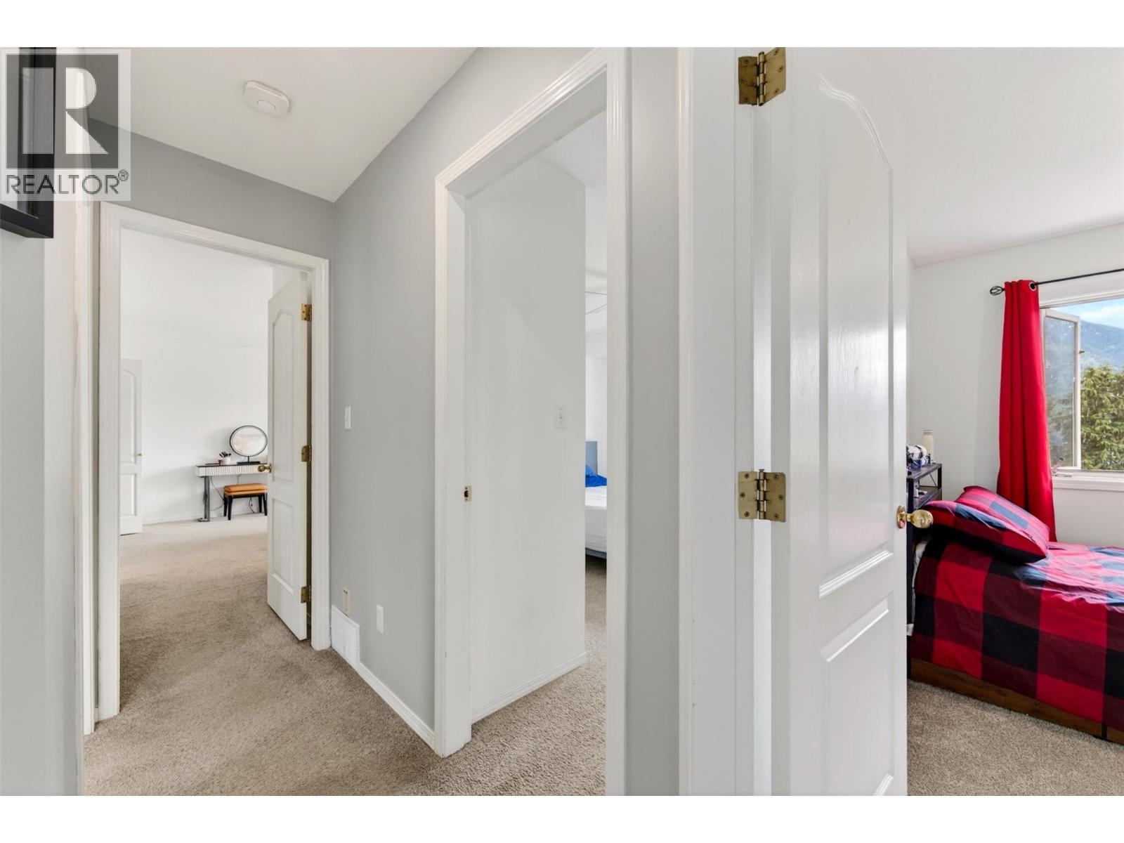 604 Innes Street W, Nelson, British Columbia  V1L 3J3 - Photo 29 - 10390315