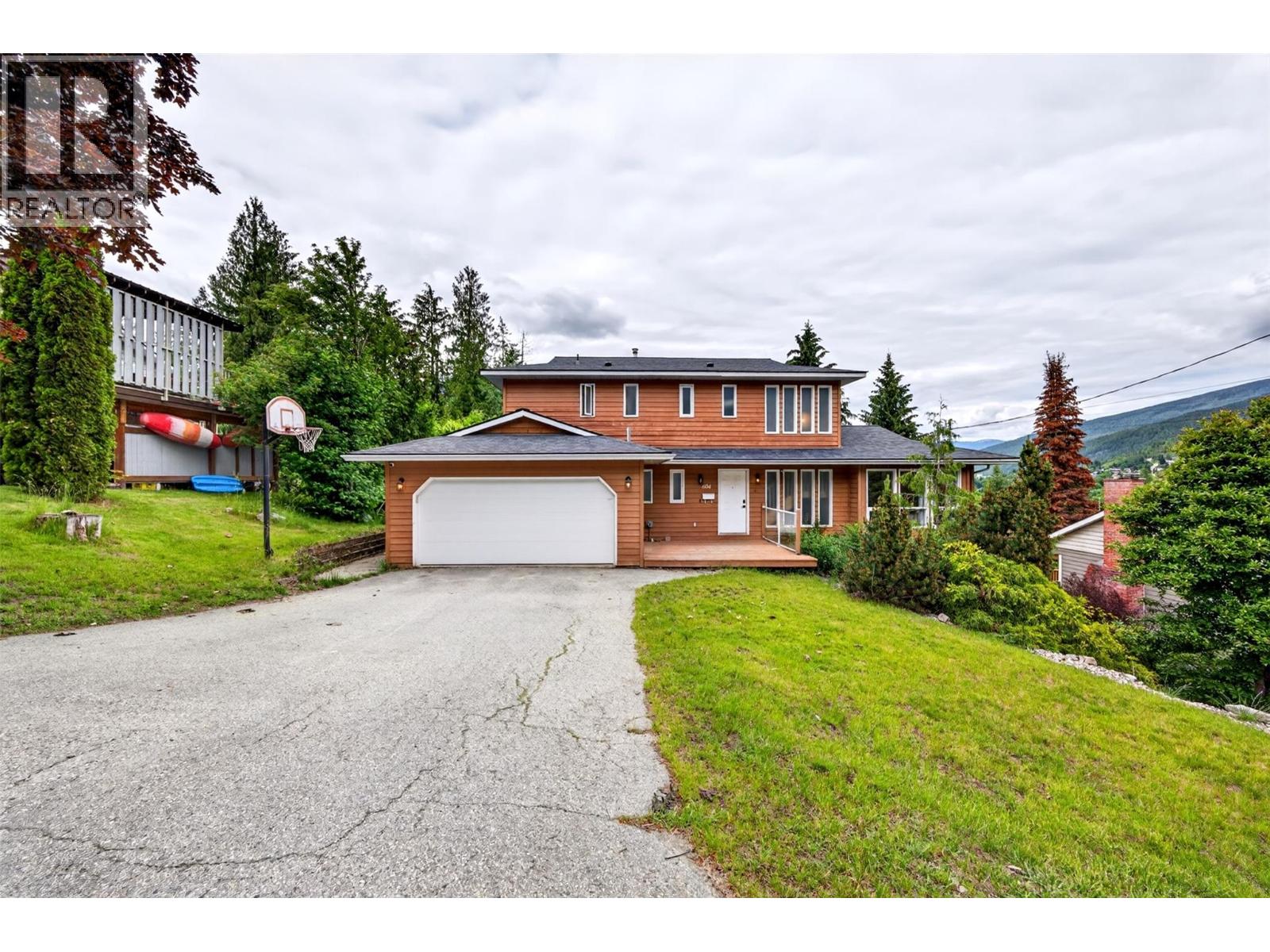 604 Innes Street W, Nelson, British Columbia  V1L 3J3 - Photo 59 - 10390315