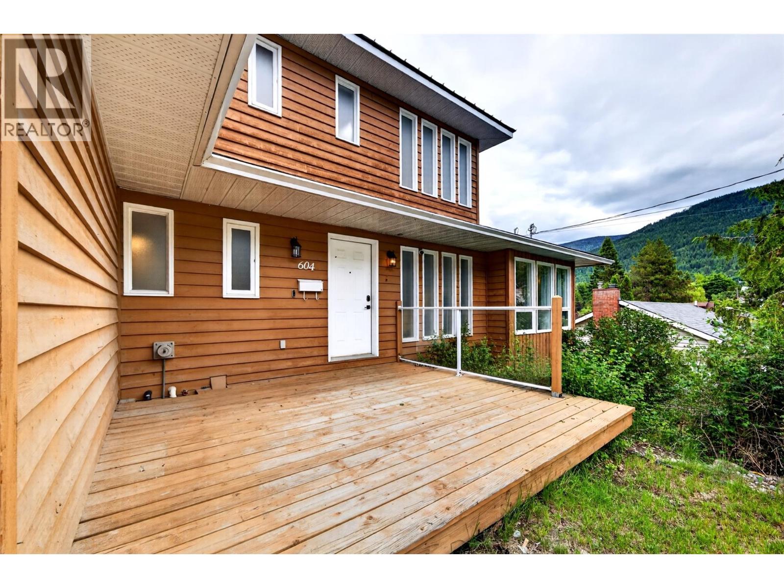 604 Innes Street W, Nelson, British Columbia  V1L 3J3 - Photo 60 - 10390315
