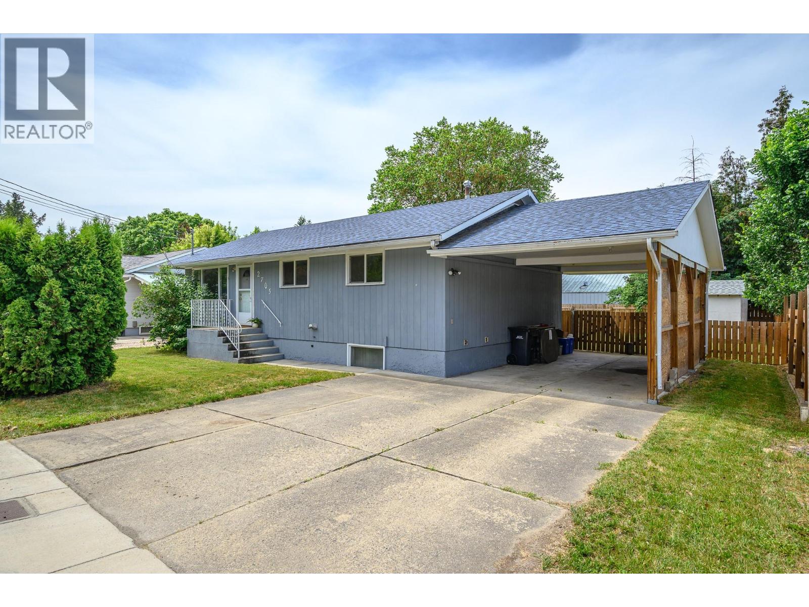2705 Dunn Road, Armstrong, British Columbia  V4Y 0C8 - Photo 1 - 10389709