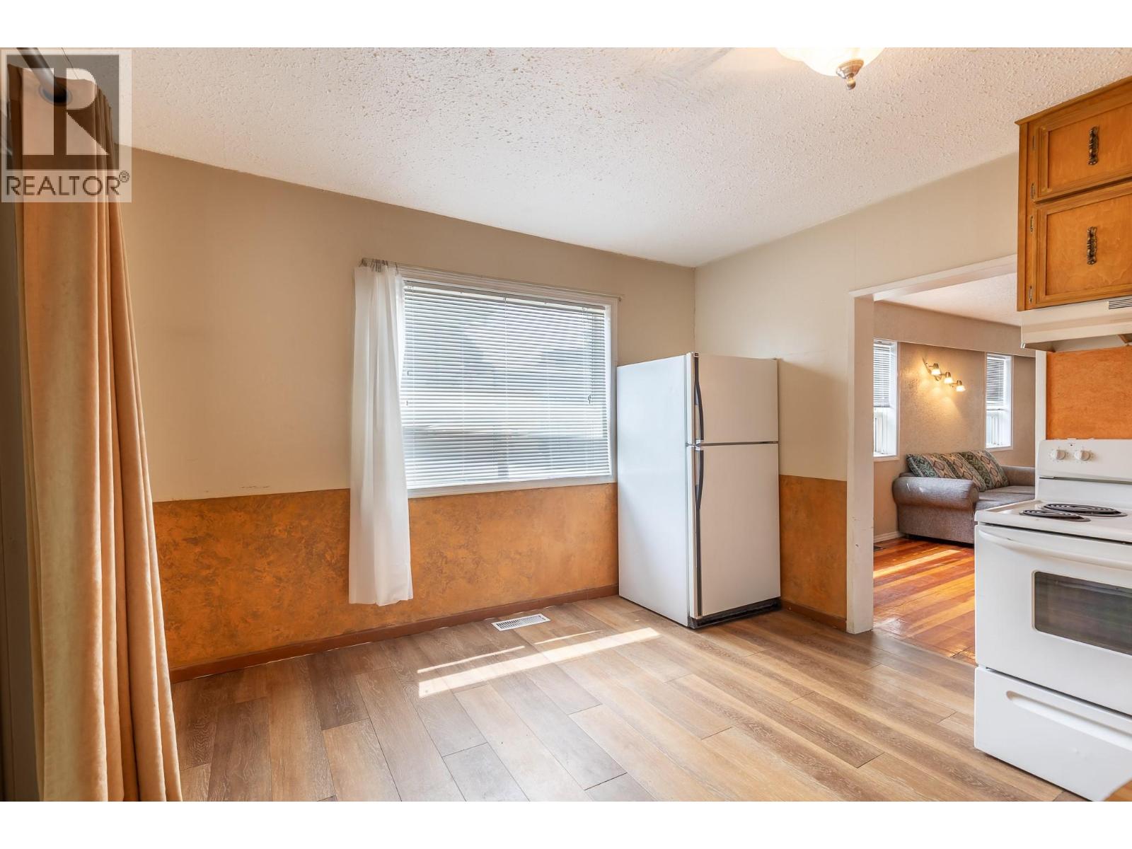 3905 26 Street, Vernon, British Columbia  V1T 3J2 - Photo 12 - 10369096