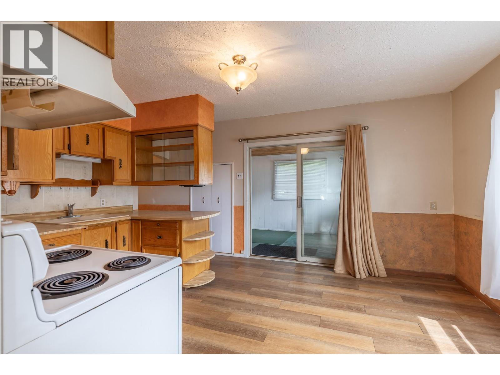3905 26 Street, Vernon, British Columbia  V1T 3J2 - Photo 13 - 10369096
