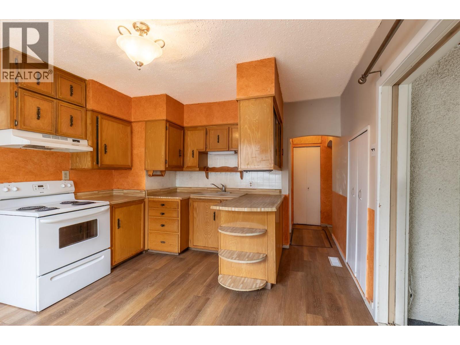 3905 26 Street, Vernon, British Columbia  V1T 3J2 - Photo 14 - 10369096