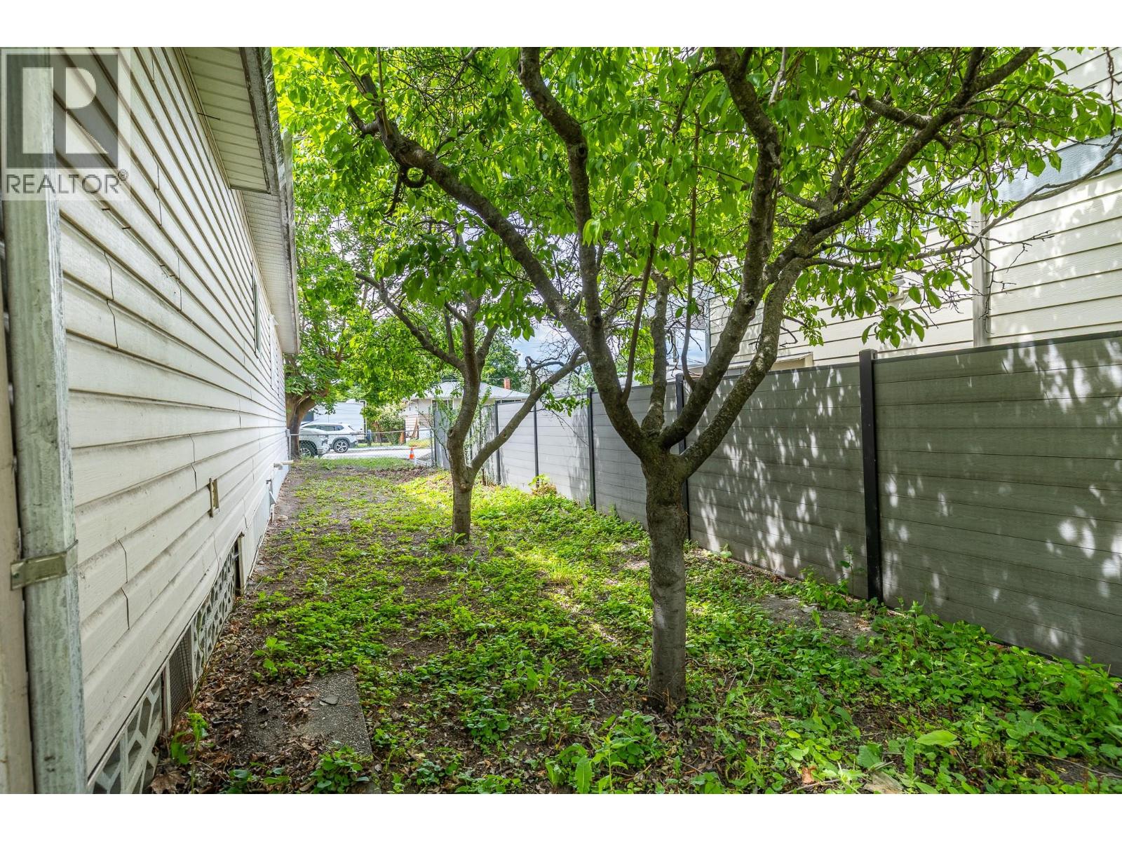 3905 26 Street, Vernon, British Columbia  V1T 3J2 - Photo 33 - 10369096