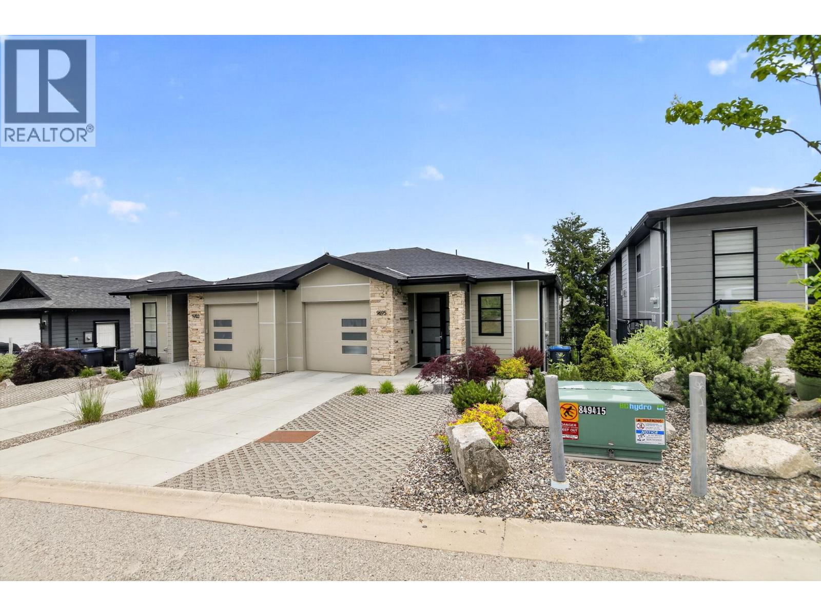 9695 Celeste Road, Lake Country, British Columbia  V4V 2R9 - Photo 3 - 10390153