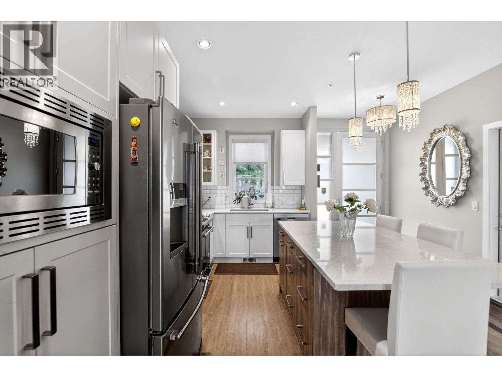 9695 Celeste Road, Lake Country, British Columbia  V4V 2R9 - Photo 8 - 10390153