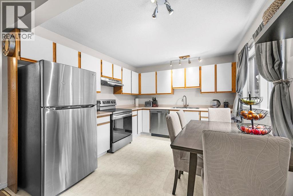 4008 24 Avenue Unit# Unit E, Vernon, British Columbia  V1T 1M2 - Photo 5 - 10387839