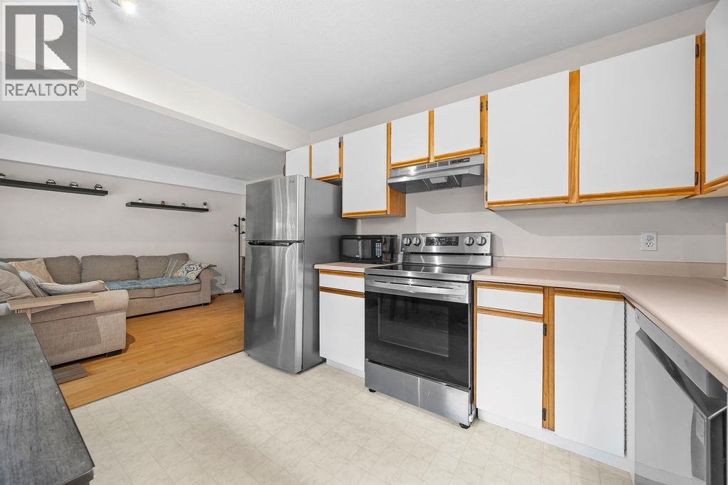 4008 24 Avenue Unit# Unit E, Vernon, British Columbia  V1T 1M2 - Photo 8 - 10387839